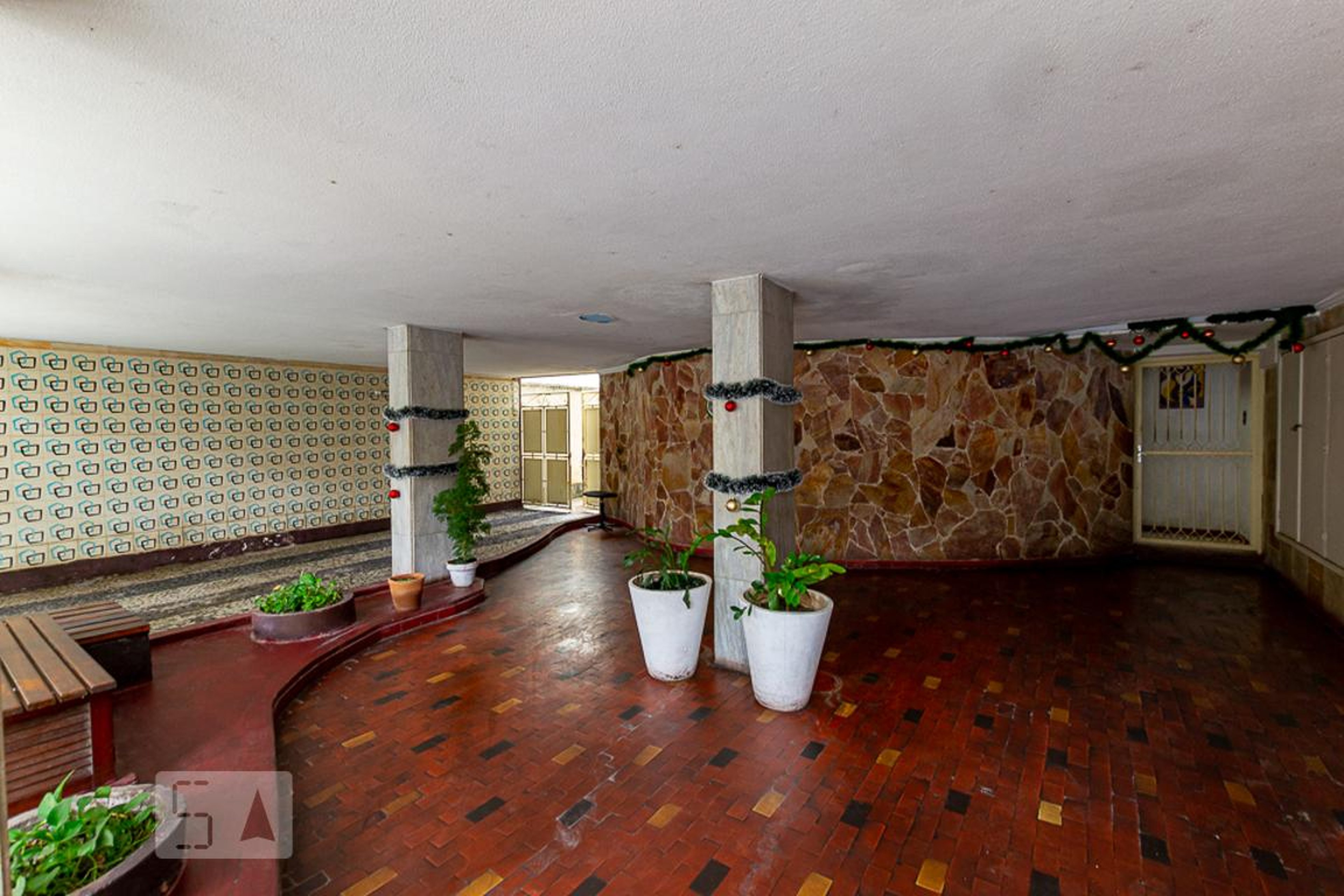 Entrada - null