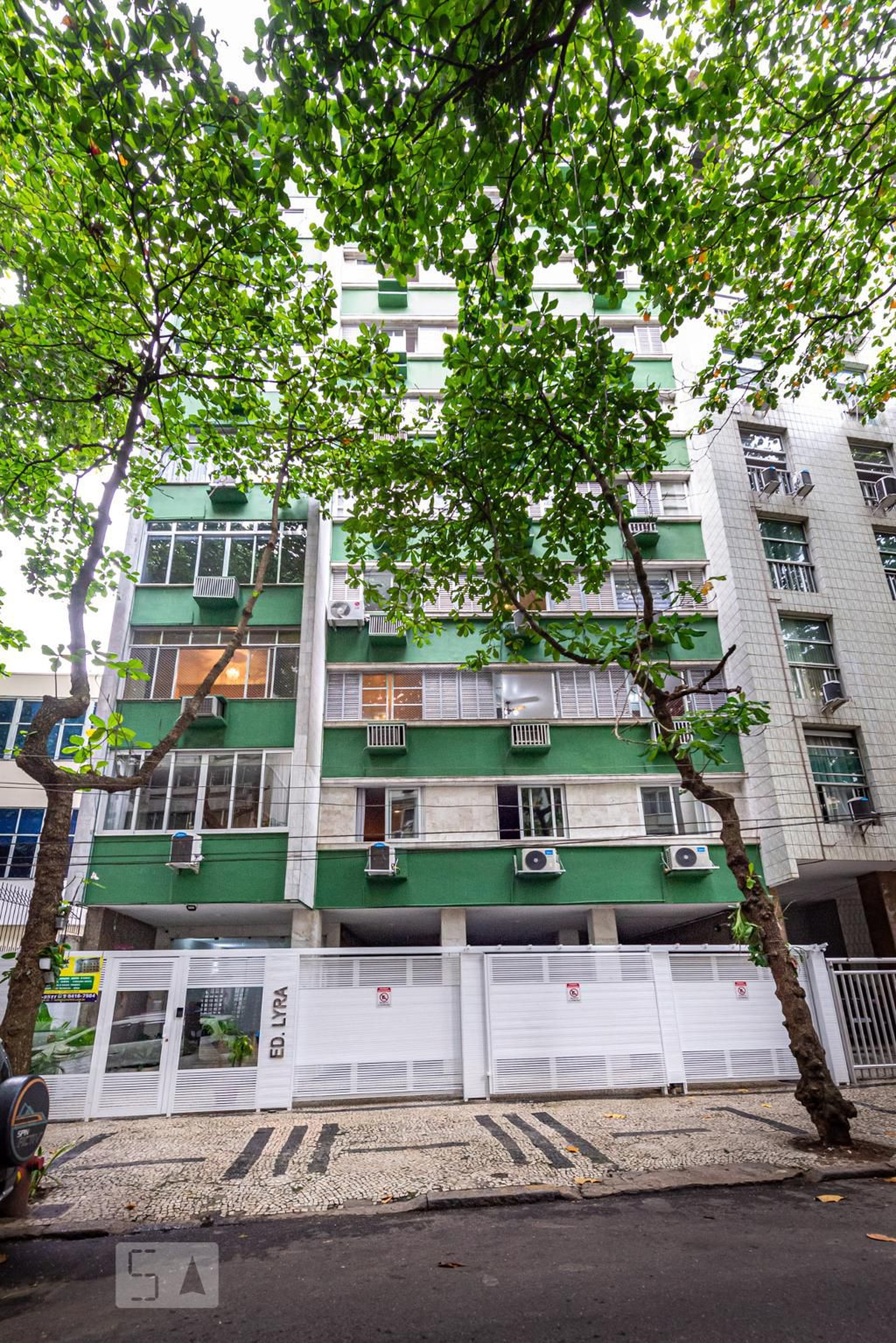 Fachada Condomínio em Rua Canning, 10