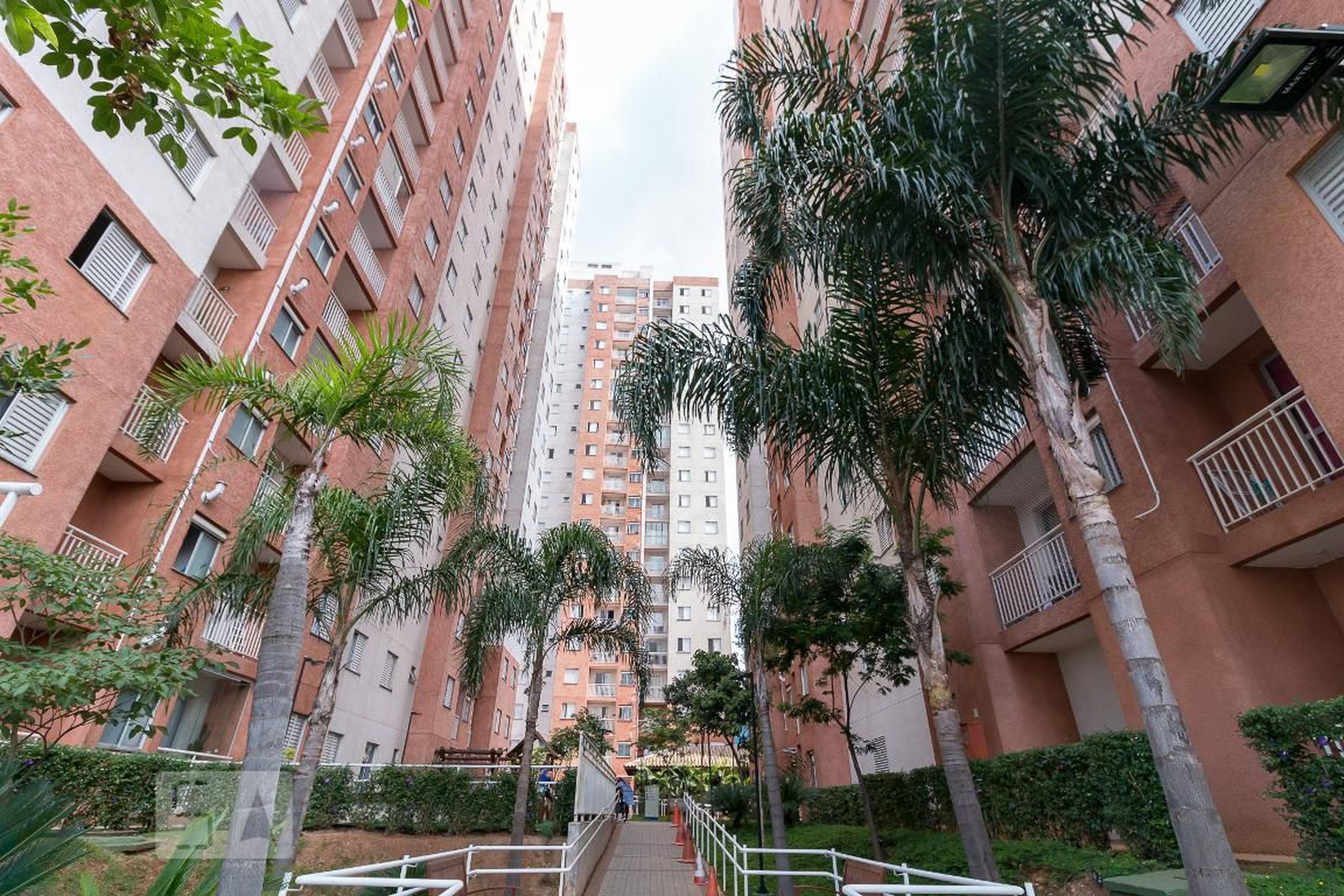 Fachada do condomínio Condomínio em Rua João Rossi, 388