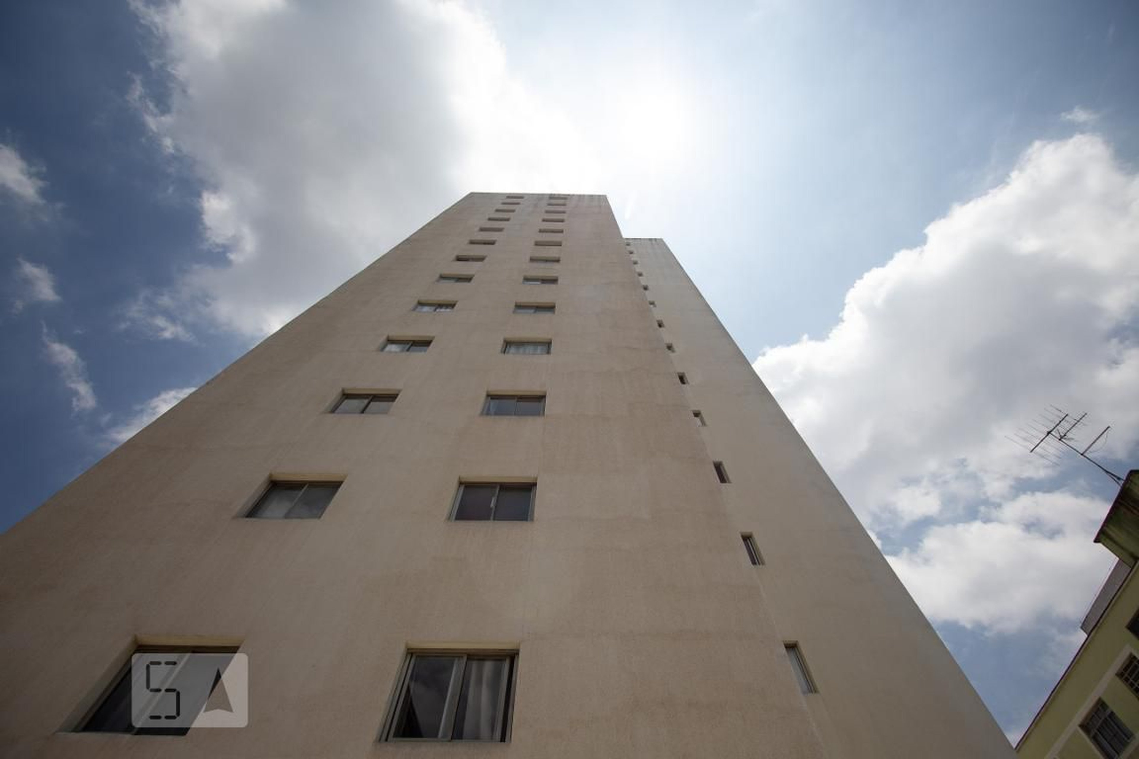 Prédio Condomínio Andrea