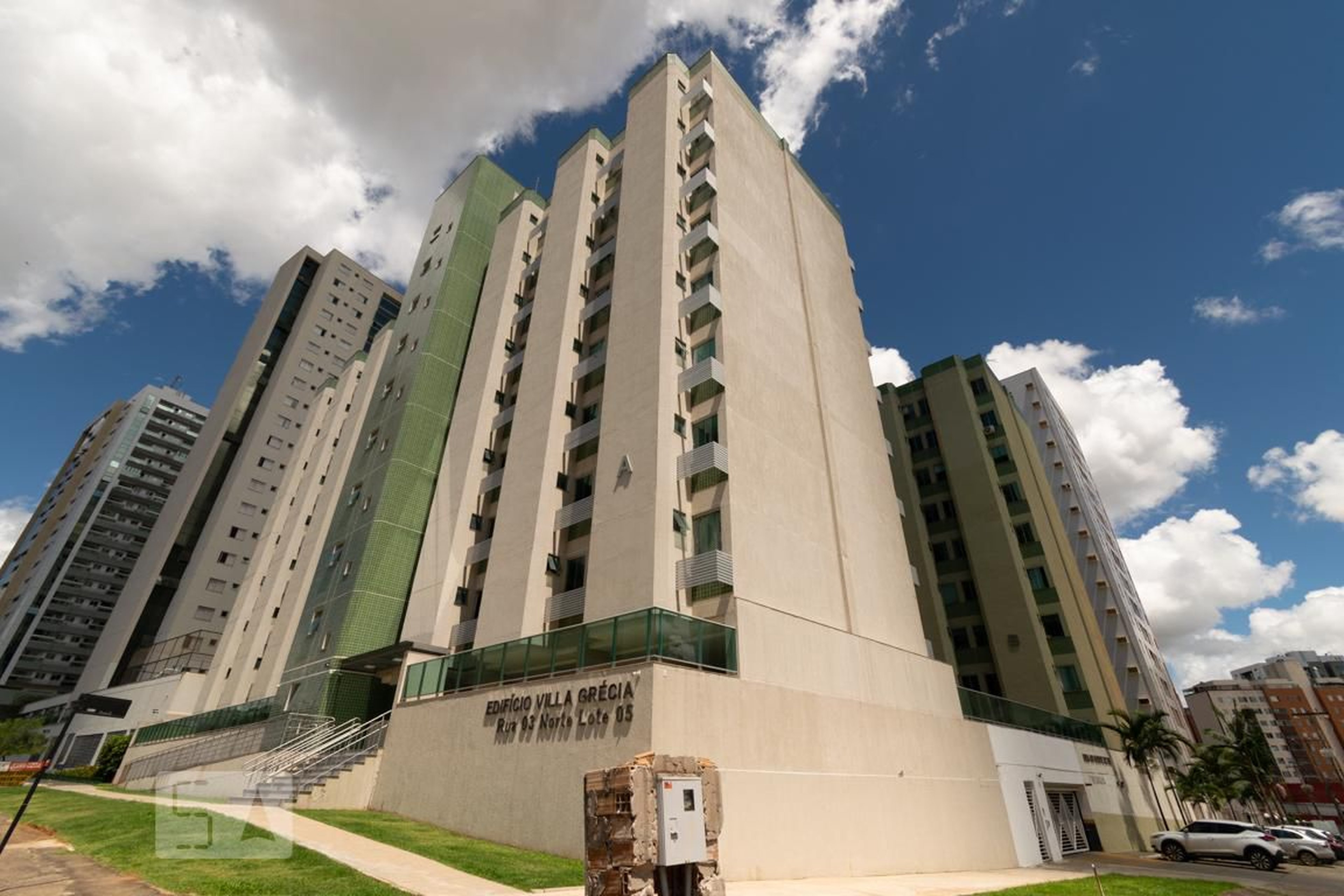 Fachada Condomínio Vila Grecia