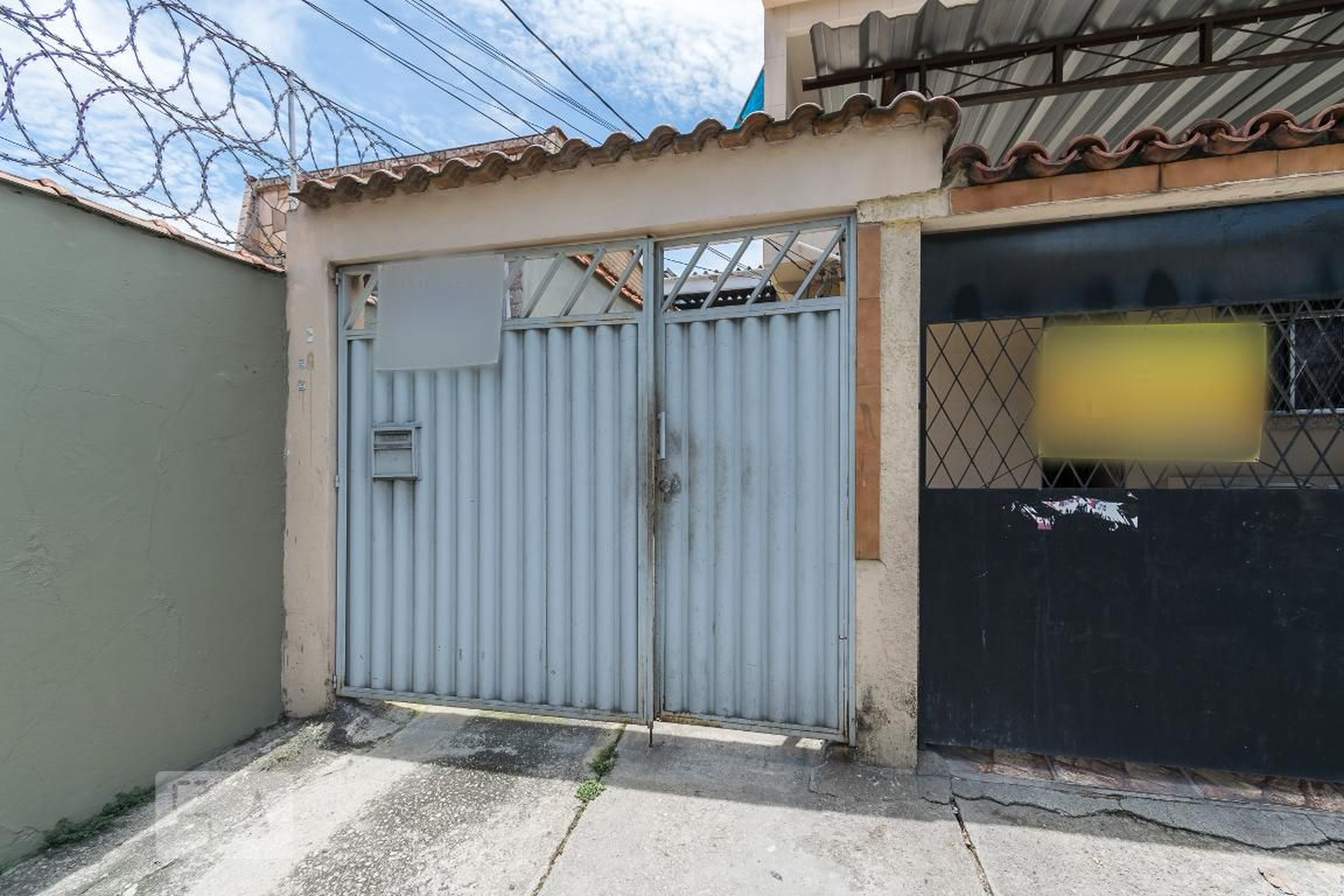 Fachada Condomínio em Avenida Padre Roser, 663