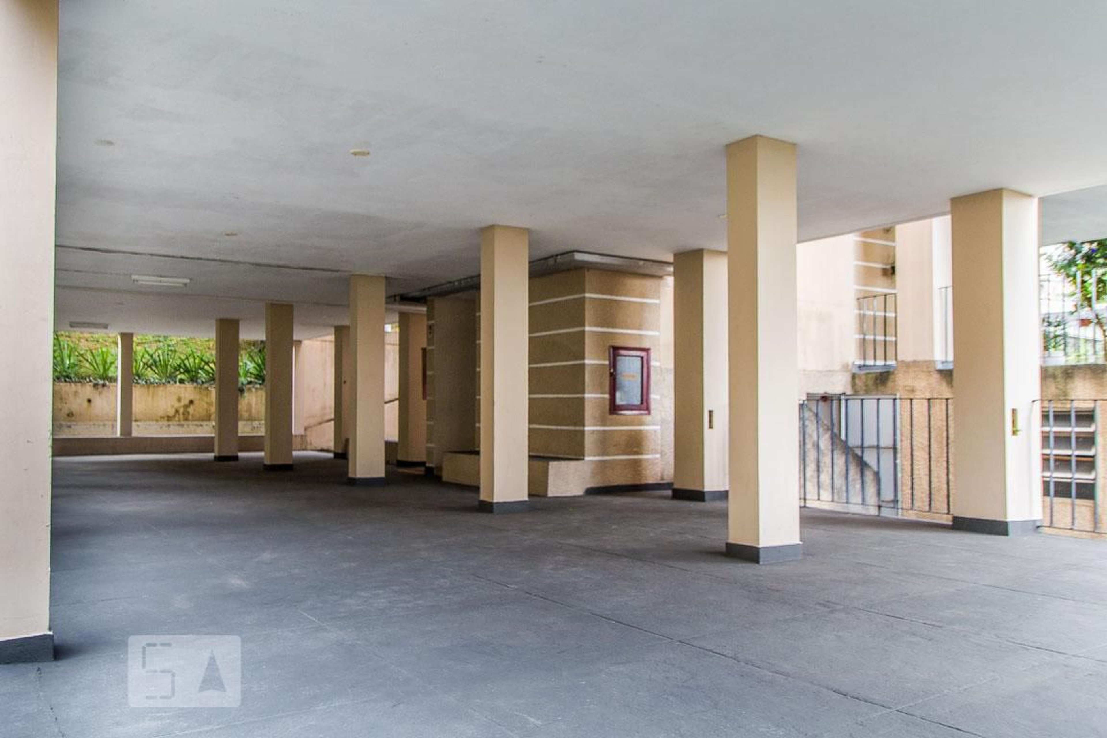 Condomínio - Conjunto Habitacional Aerobita Ilha