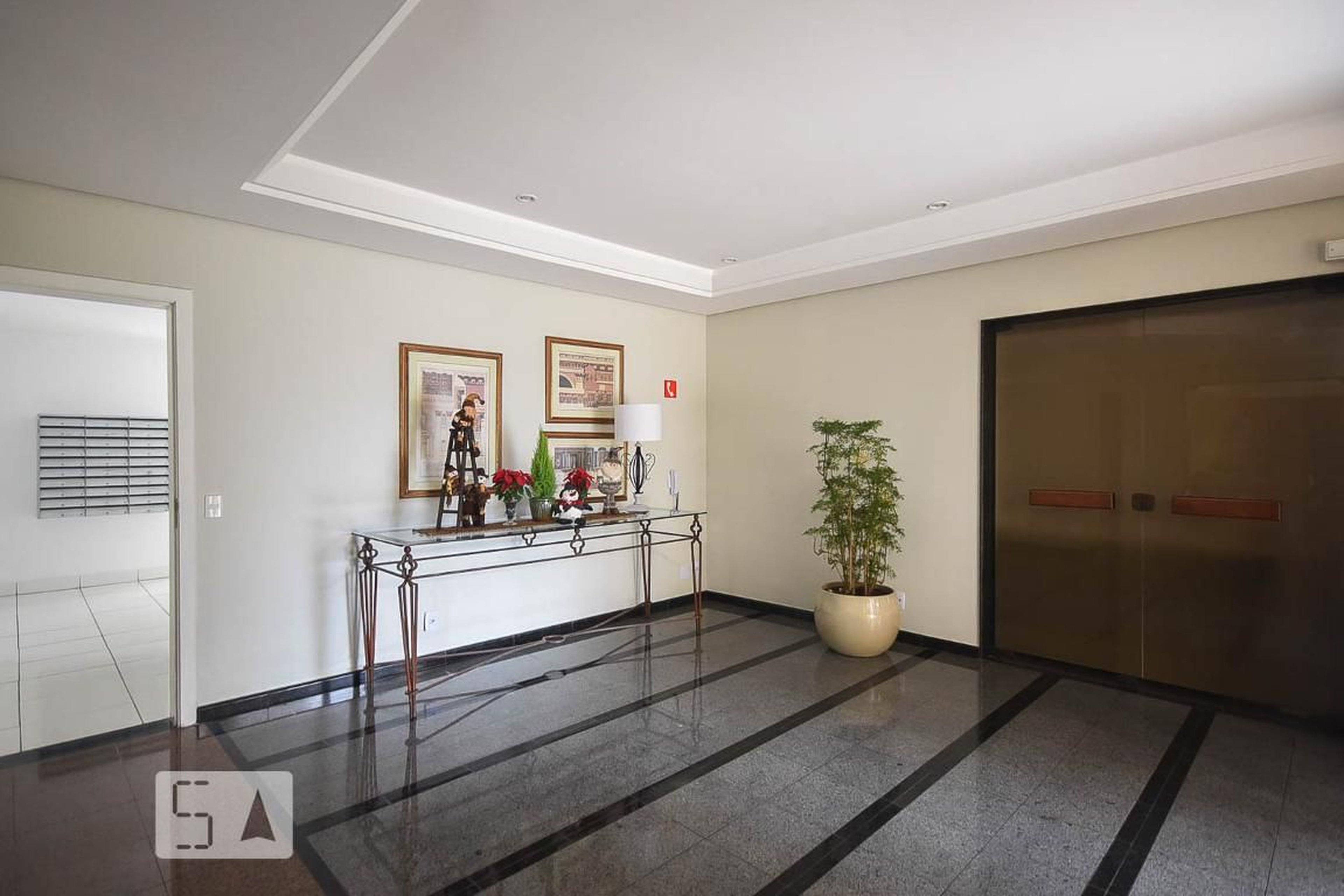 Hall - The 350 Tower