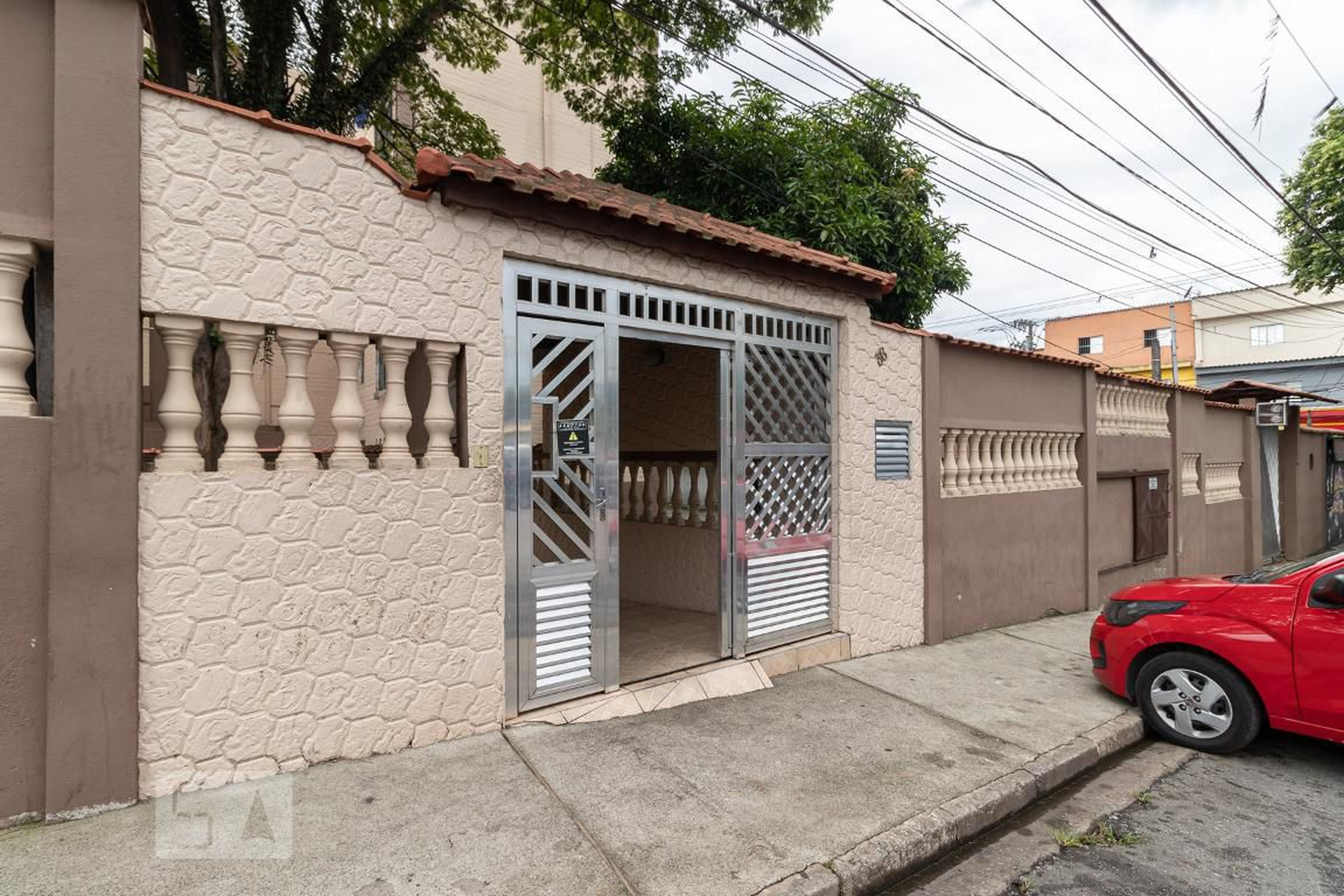 Fachada do Condomínio Condomínio Aroeiras II