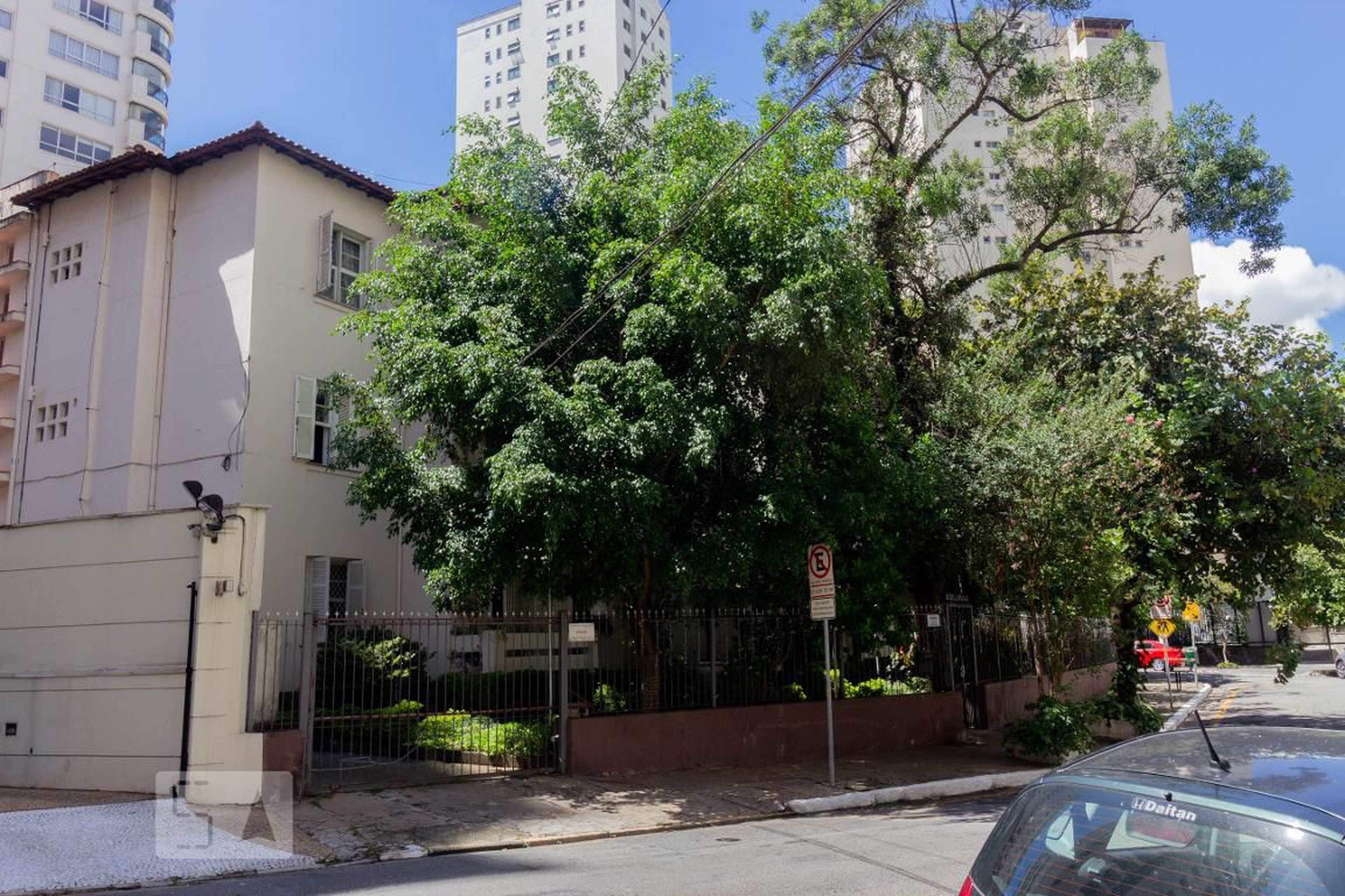 Fachada Condomínio Ferreira