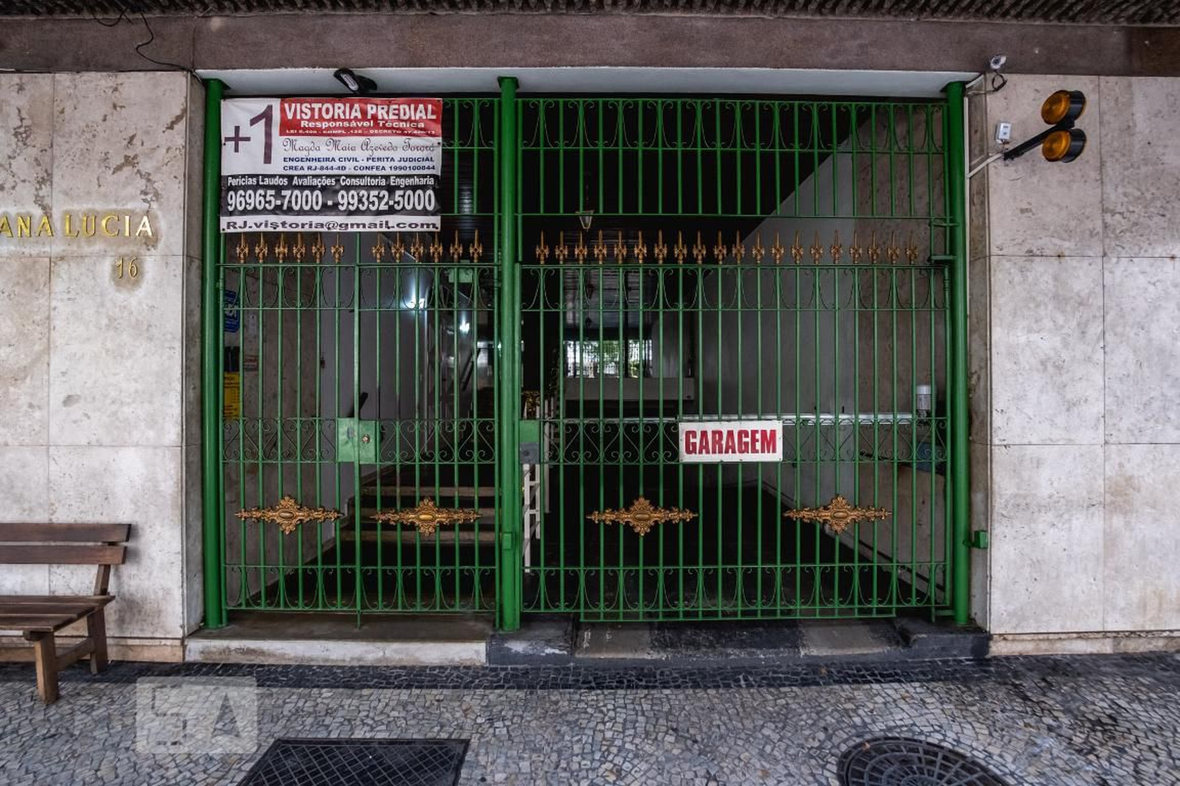 Entrada do Prédio - Ana Lúcia