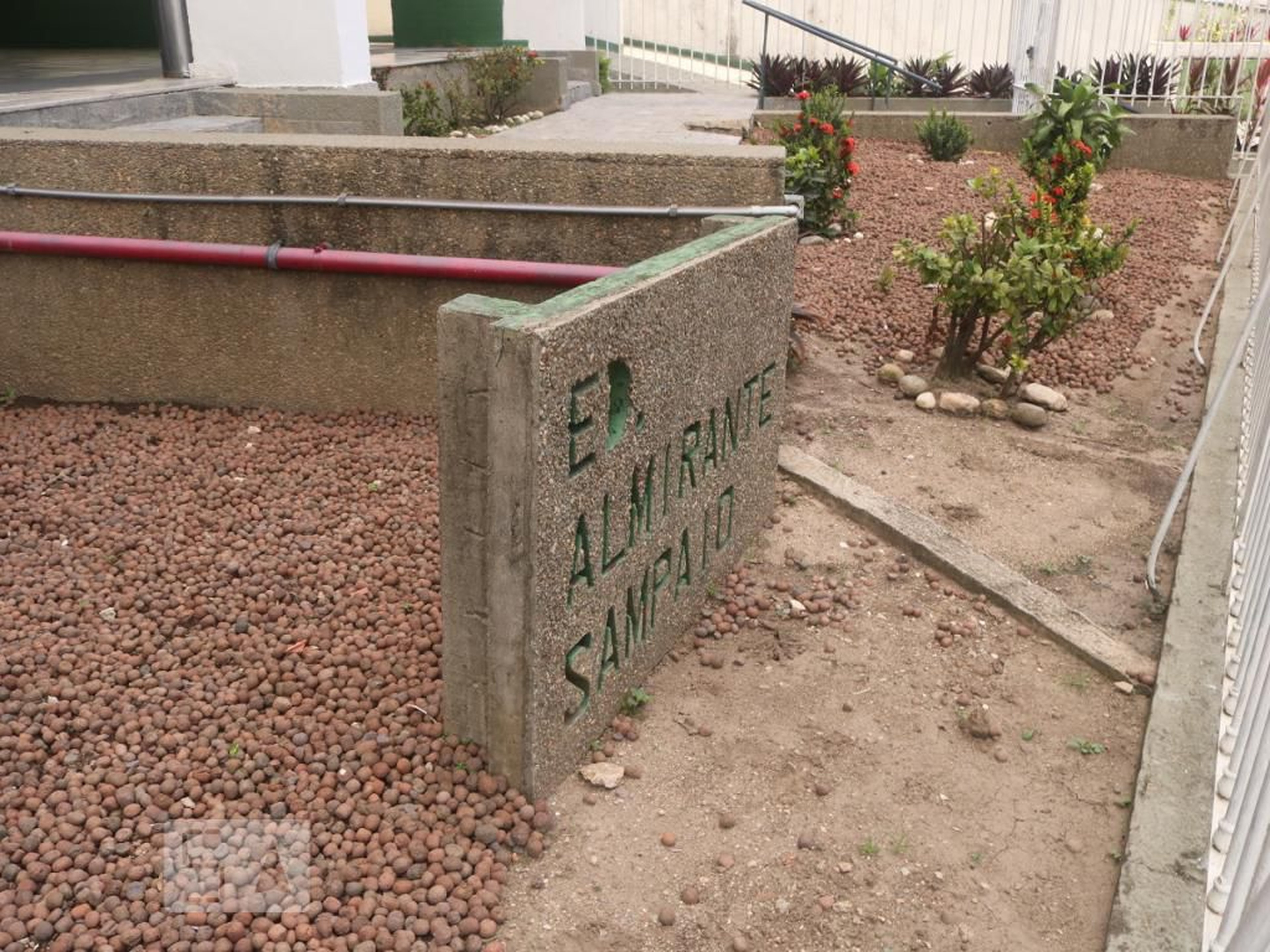 Fachada do Condomínio Edifício Almirante Sampaio