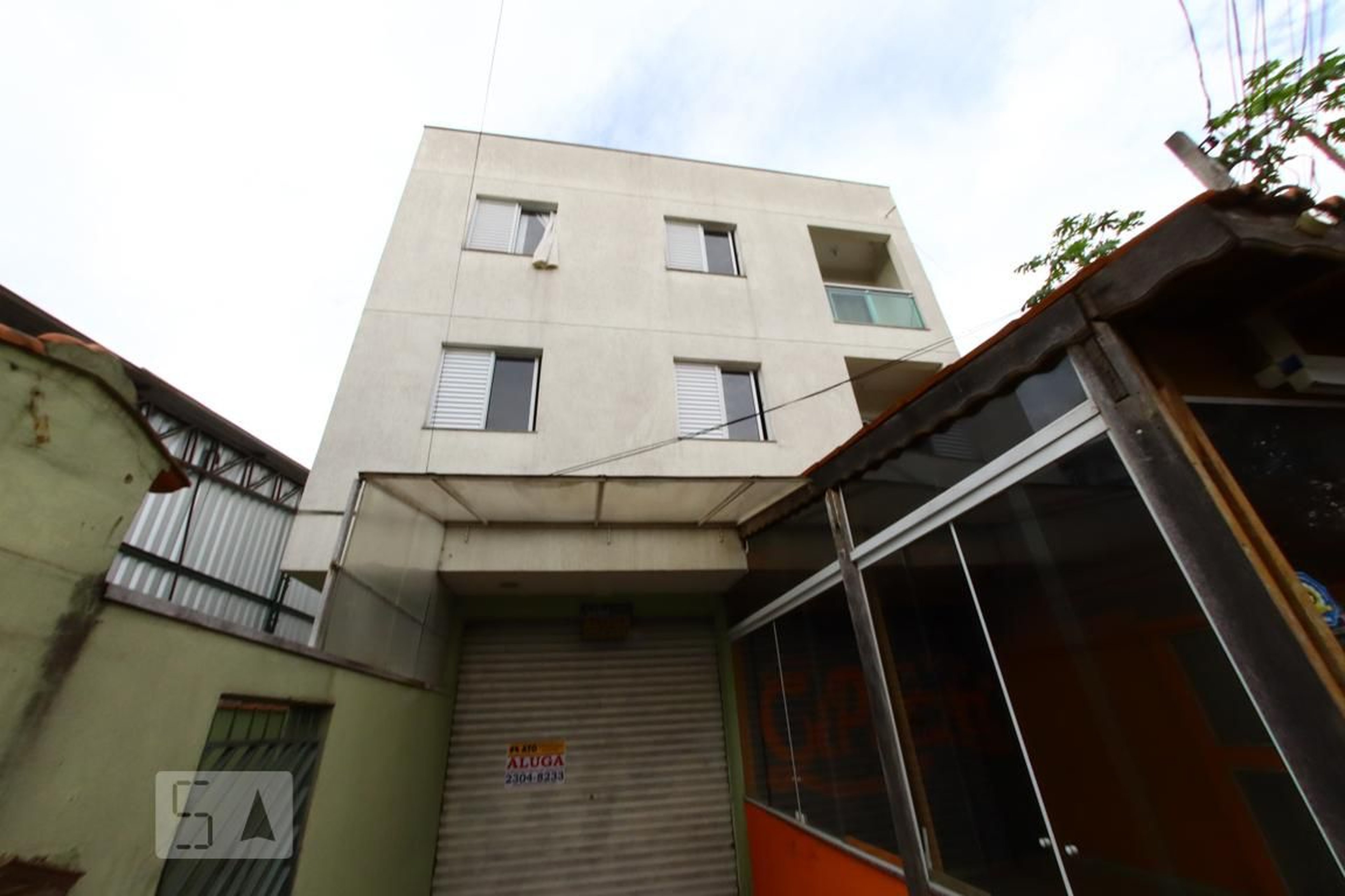 Fachada Condomínio em Avenida Maria Gebin de Moraes, 224