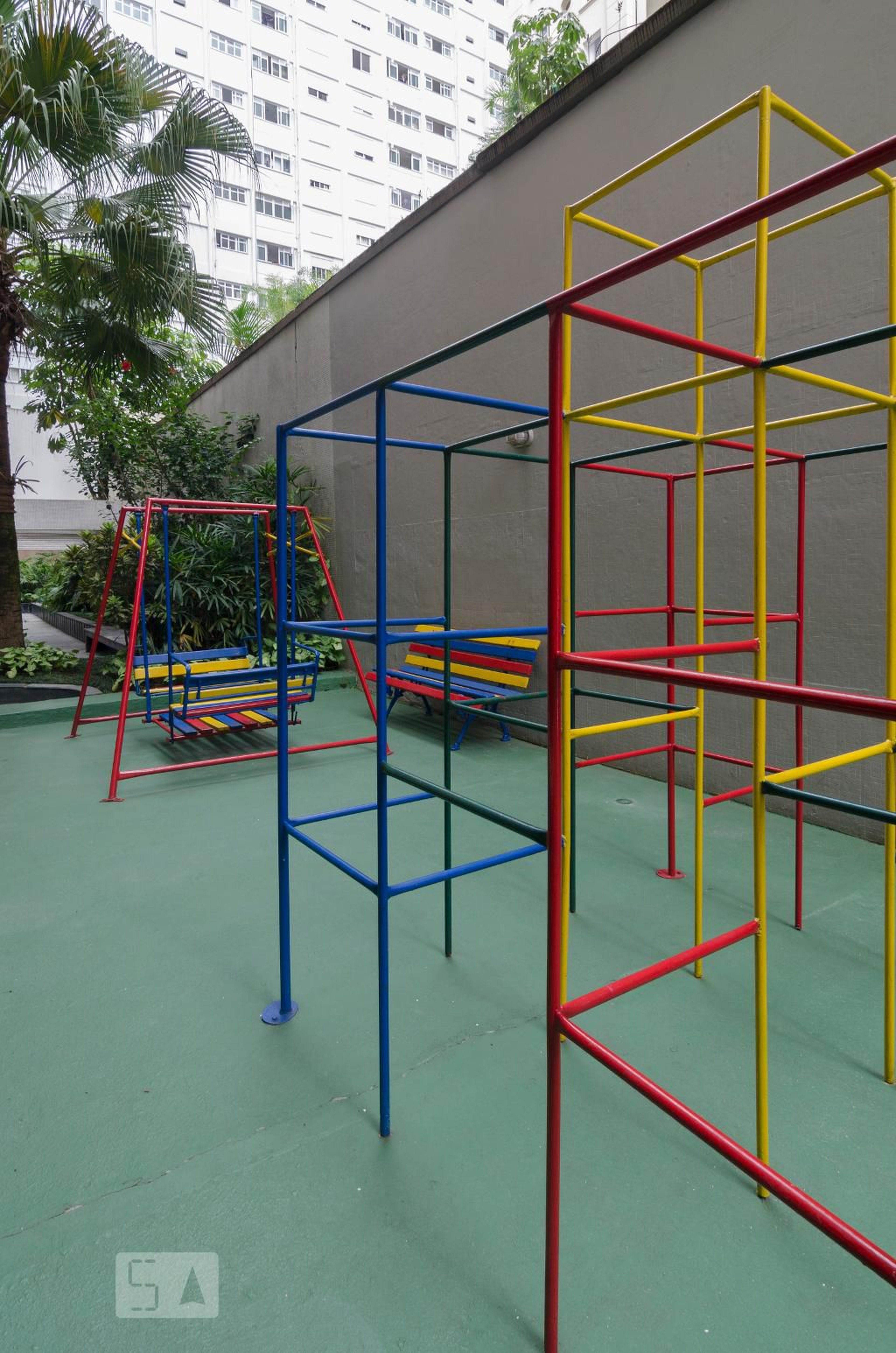 Playground - Claudia Regina e Tatiana