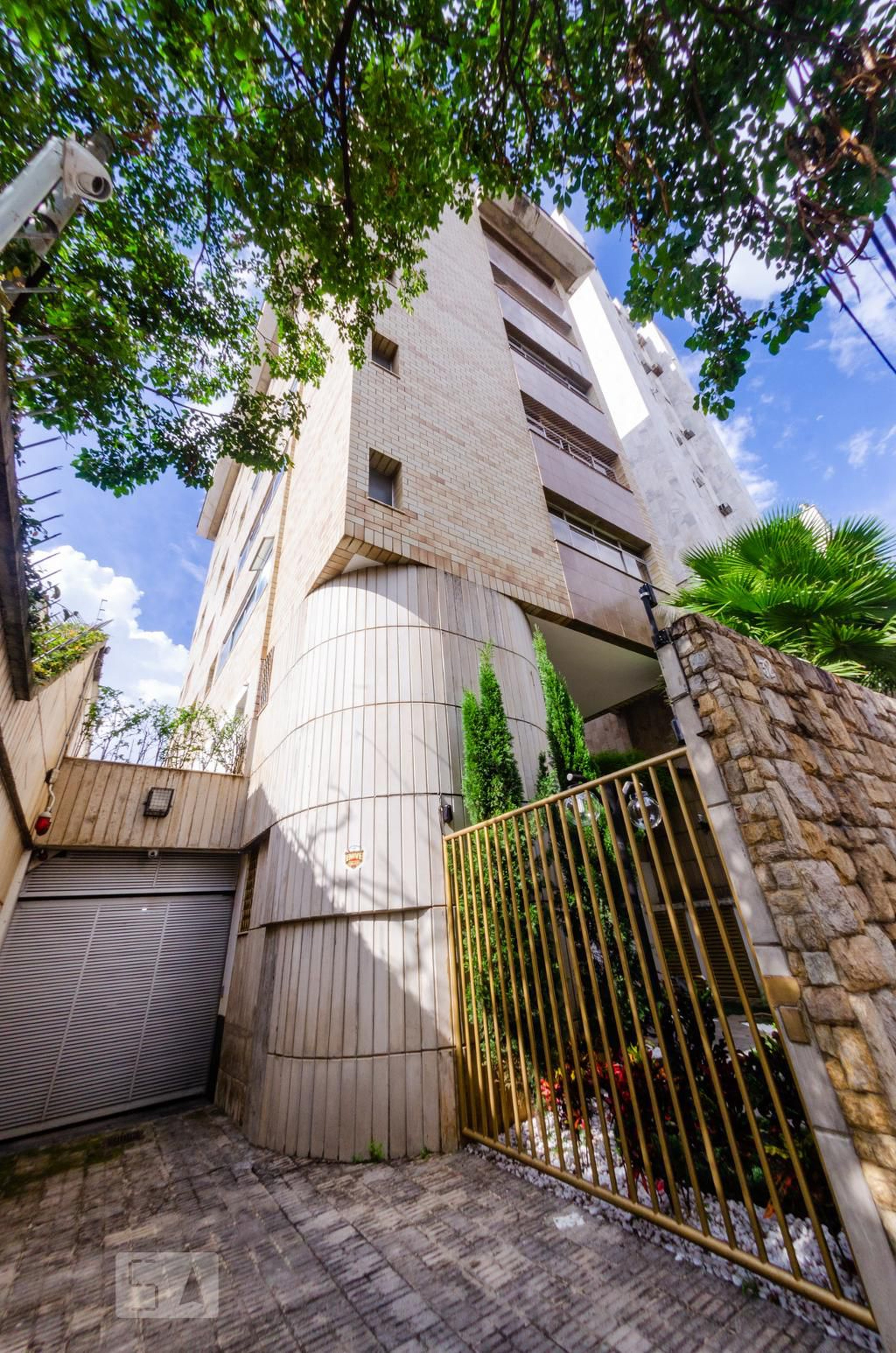 Fachada Condomínio em Rua Cuiabá, 32