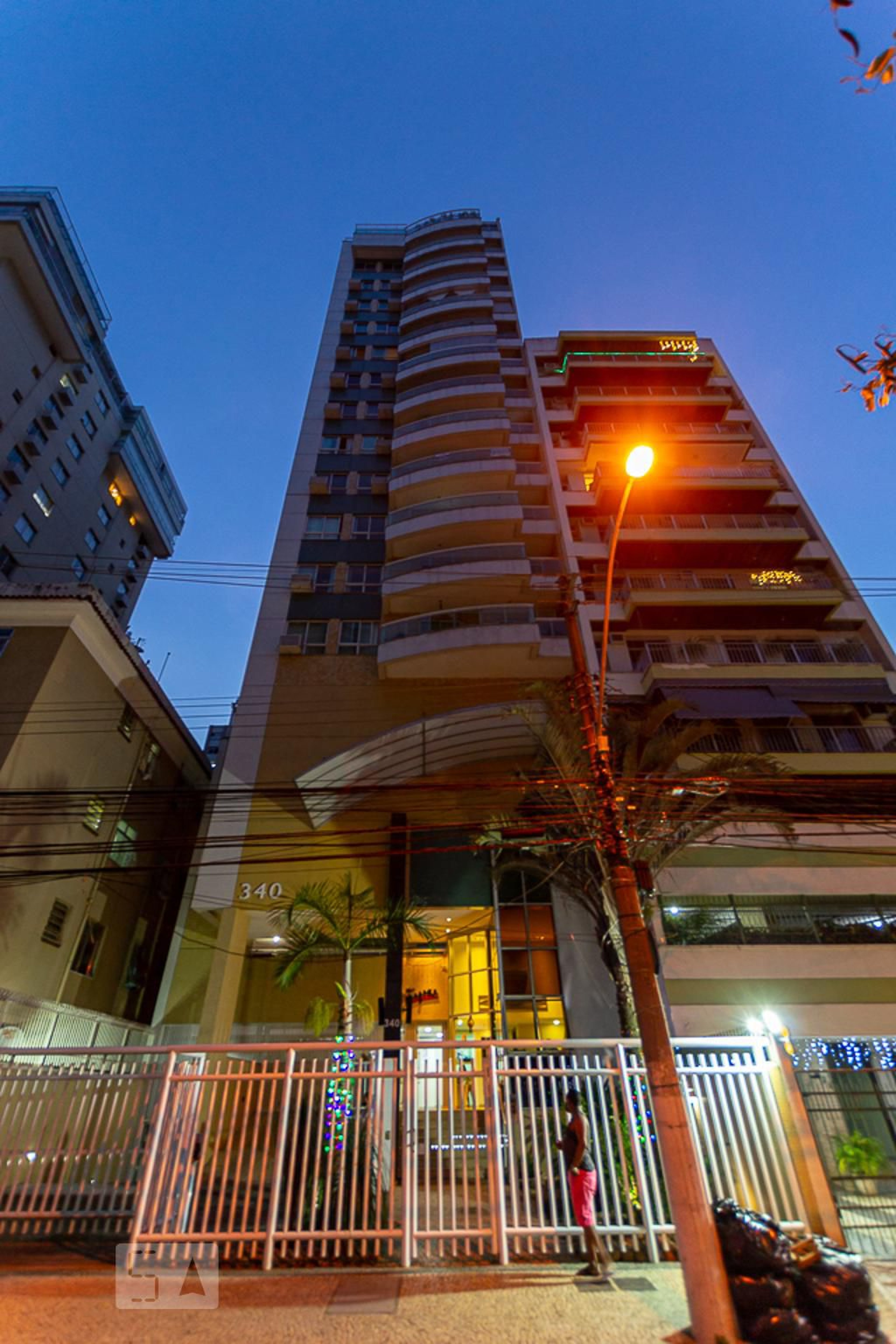 Fachada do Condomínio Condomínio Ed. Zaragoza