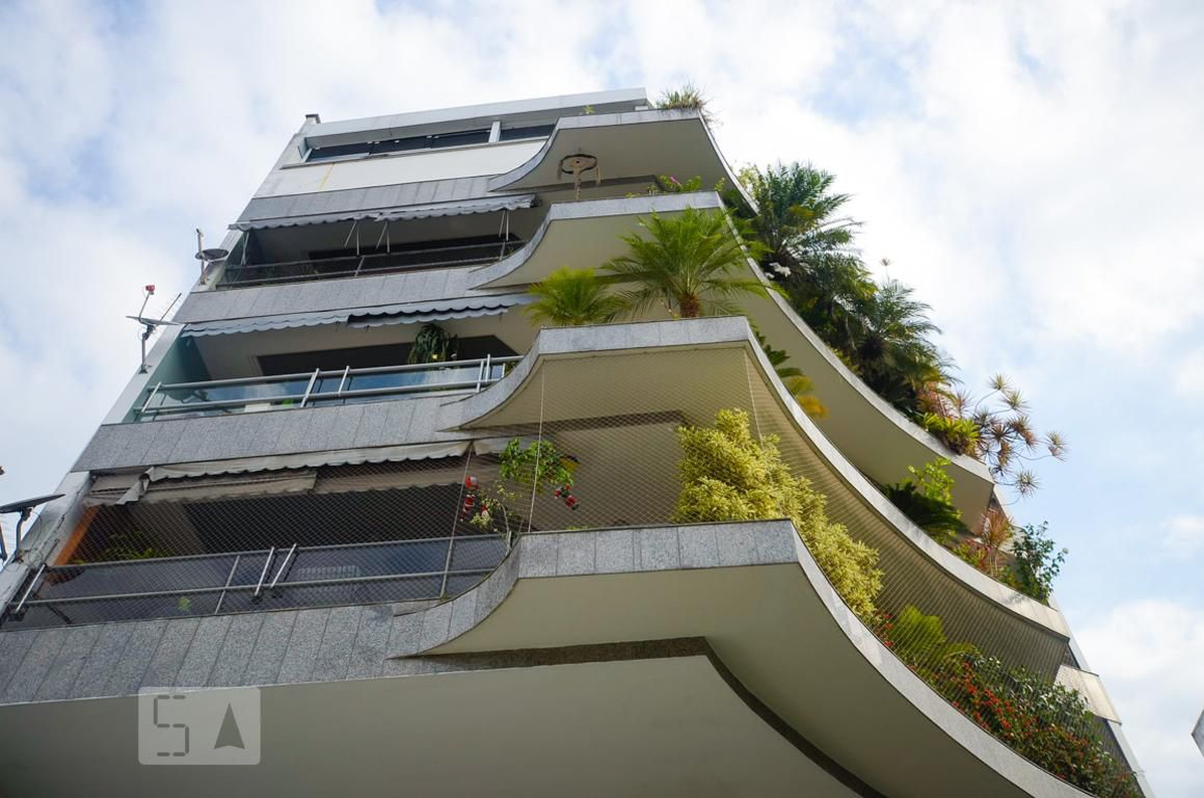 Fachada Edifício Bon Voyage I