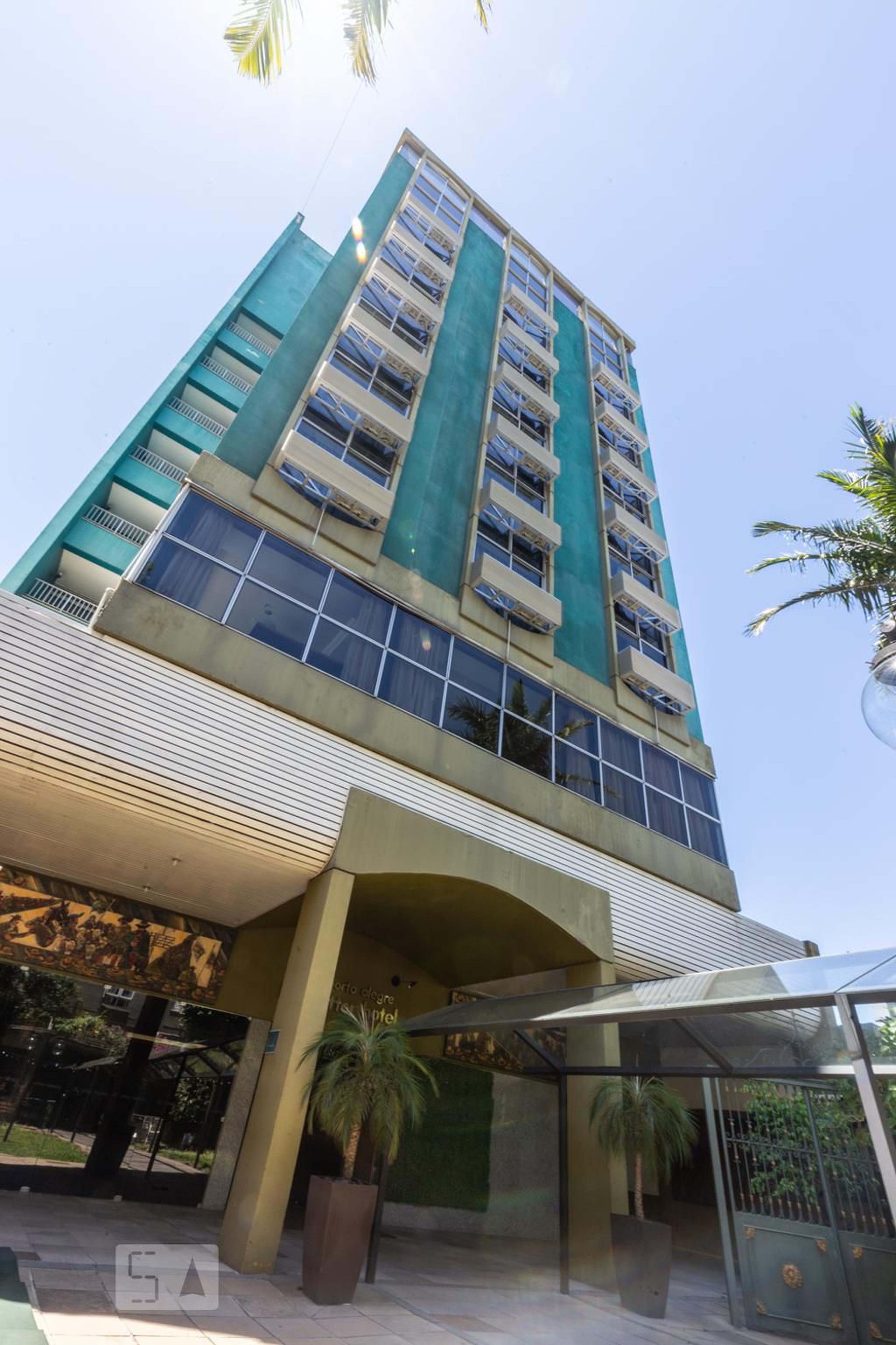 Fachada Condomínio em Largo Vespasiano Júlio Veppo, 55