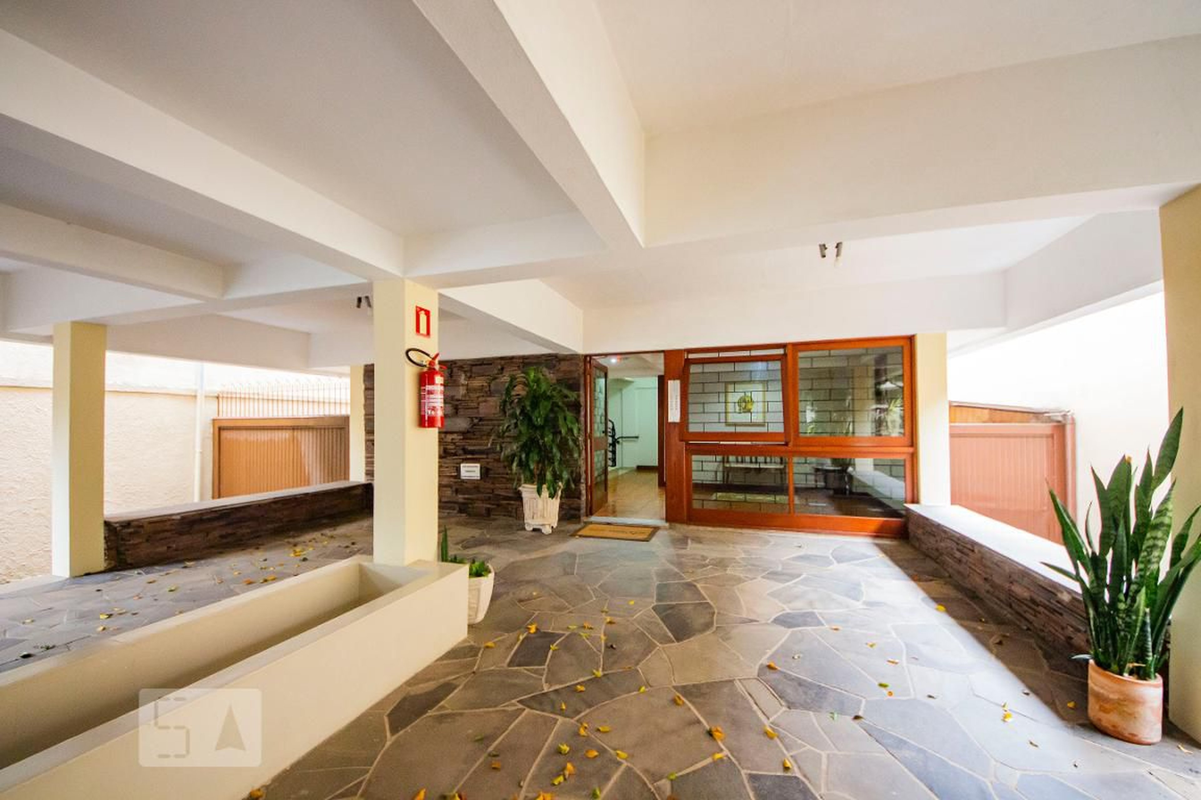 Fachada do Condomínio Condomínio em Avenida Lavras, 362