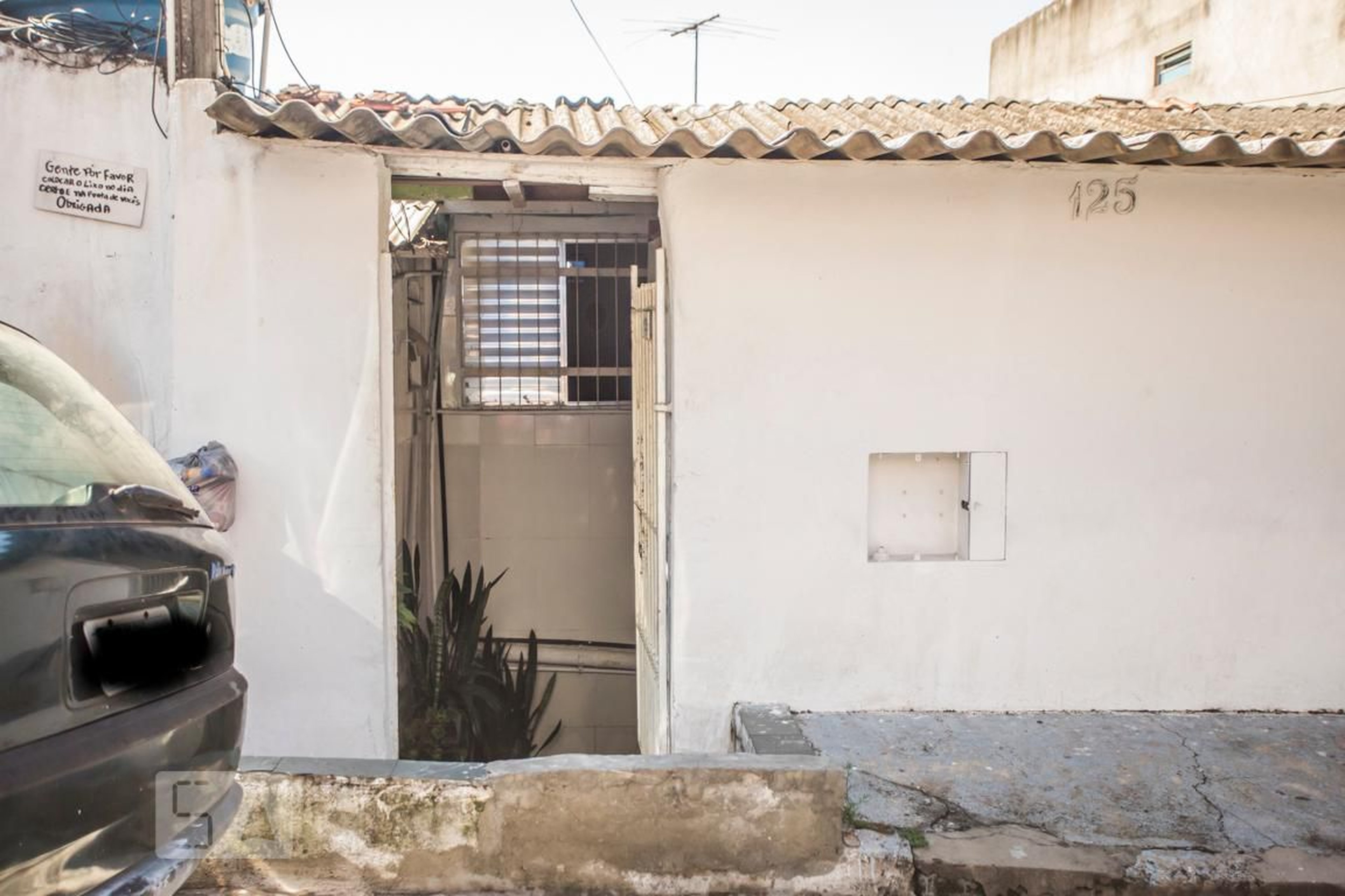 Fachada Condomínio em R. Rodrigo Júnior, 125