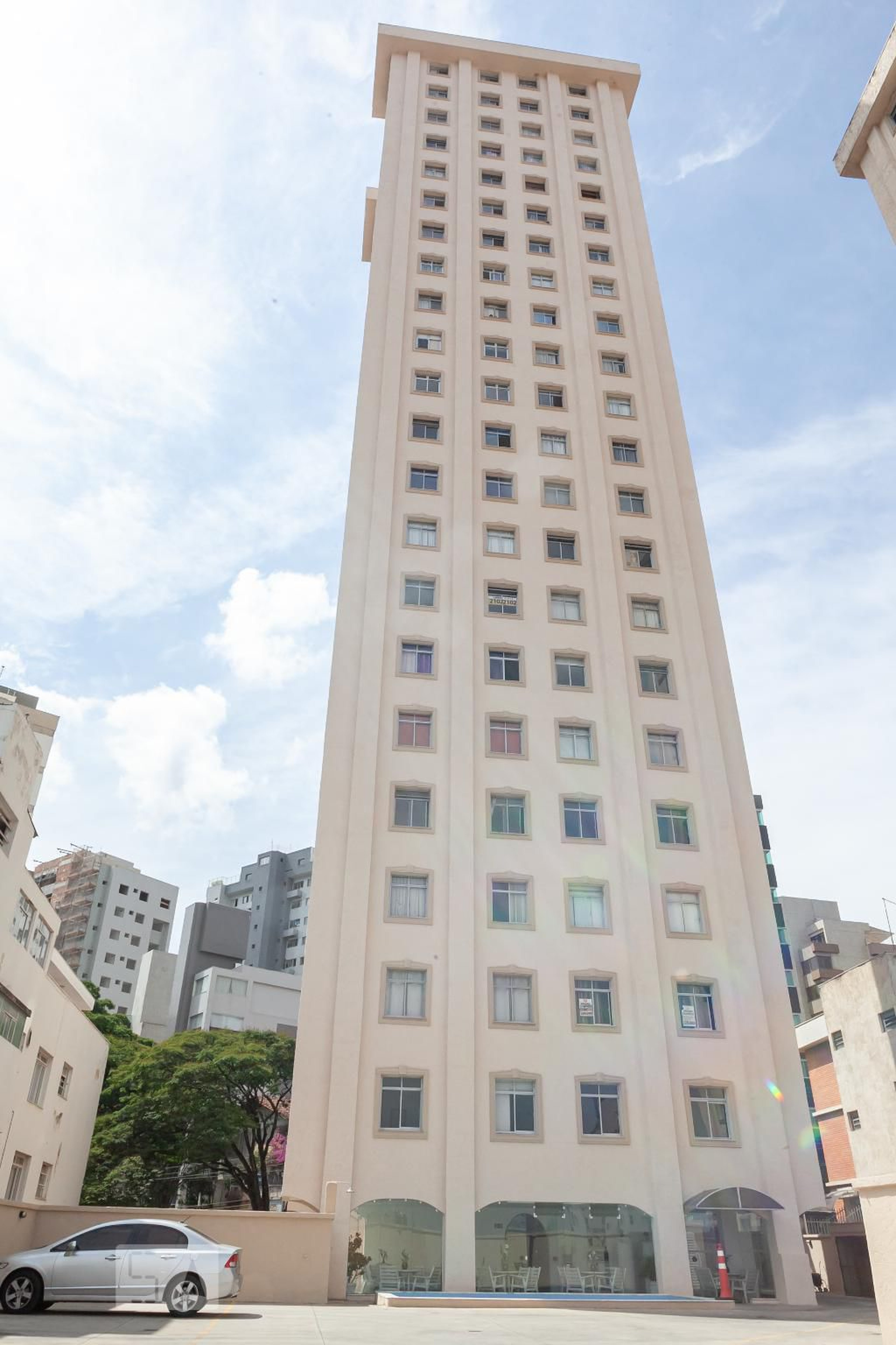 Fachada do Prédio Condomínio Valeska Franco