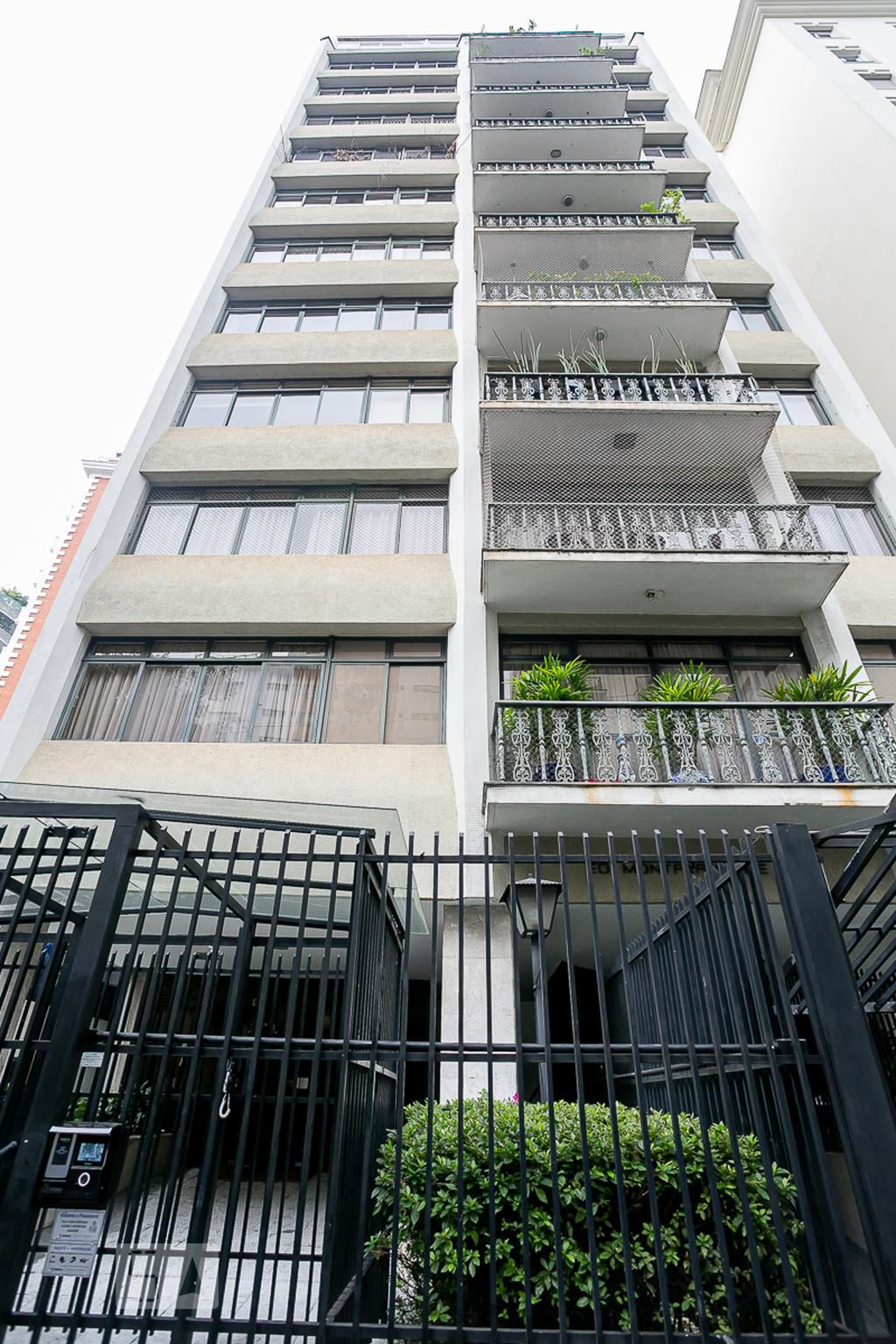 Fachada Condomínio Montparnasse