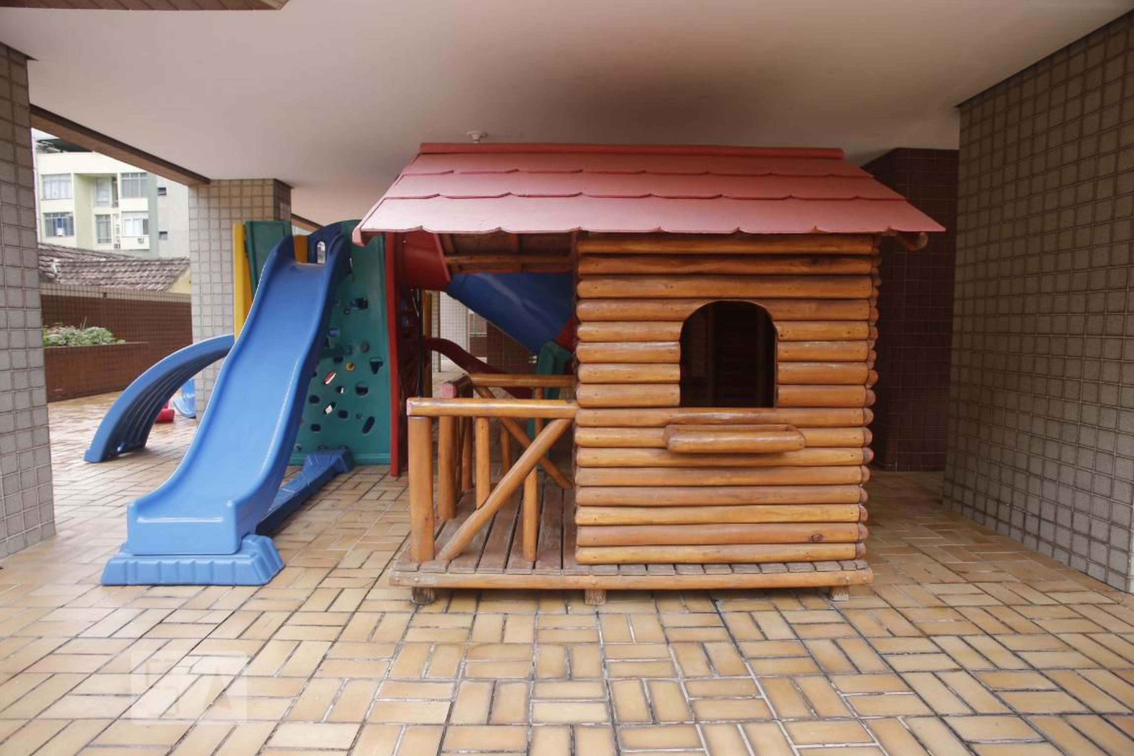 Playground - Edifício Veneza