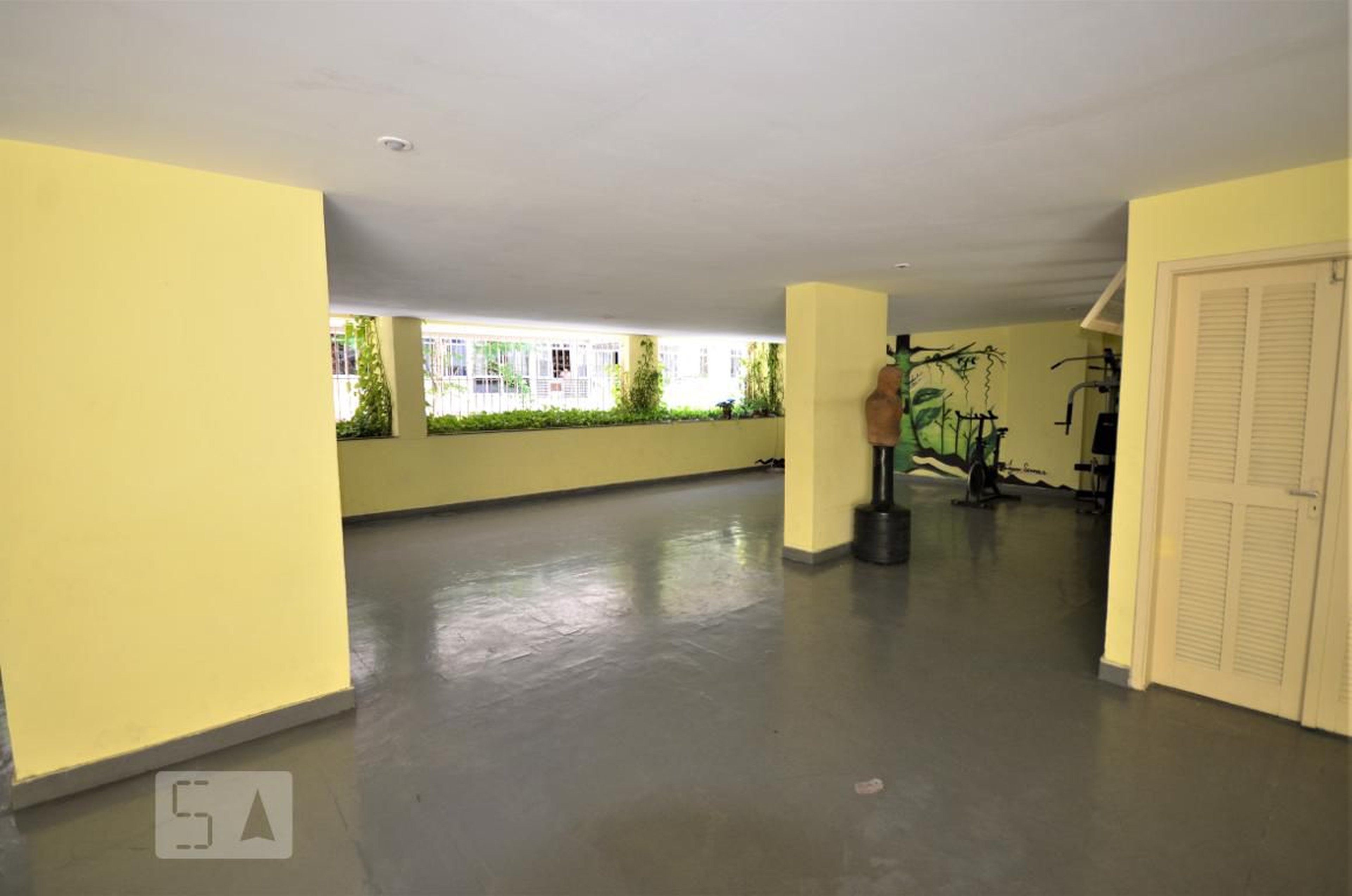 Área comum - Theodor Herzl