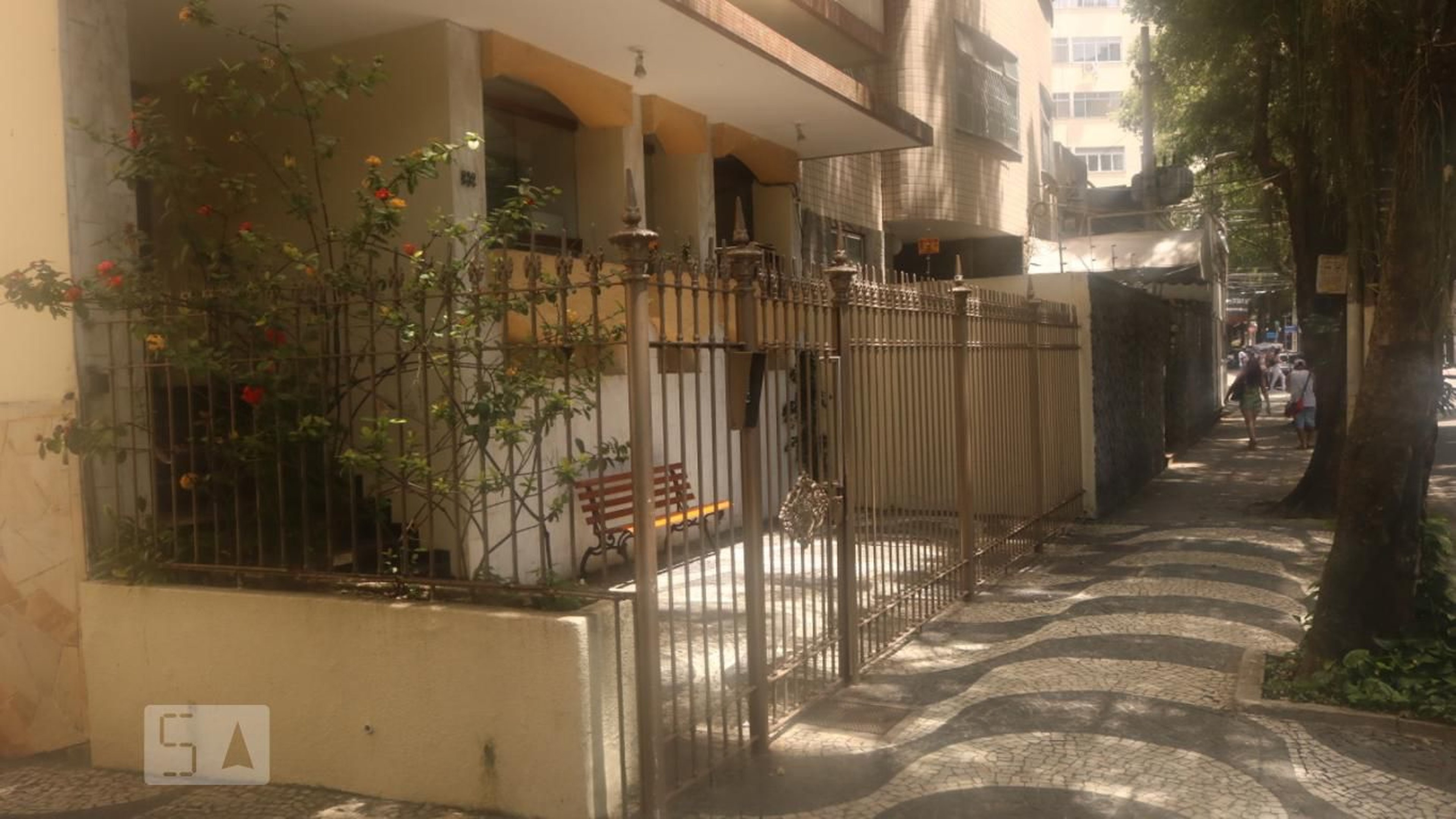 Fachada do Condomínio Condomínio Van Erven