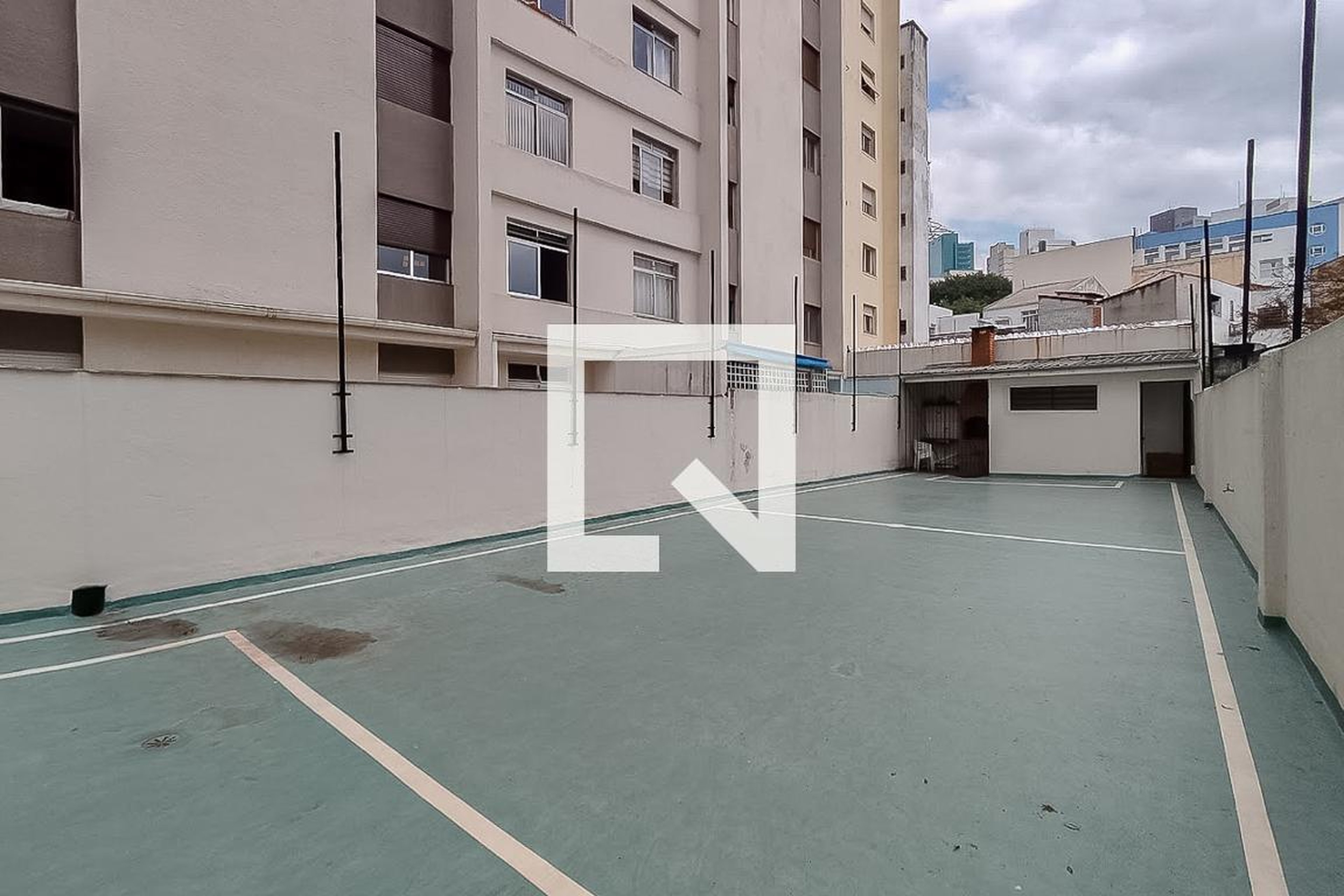 Quadra - Pires da Mota