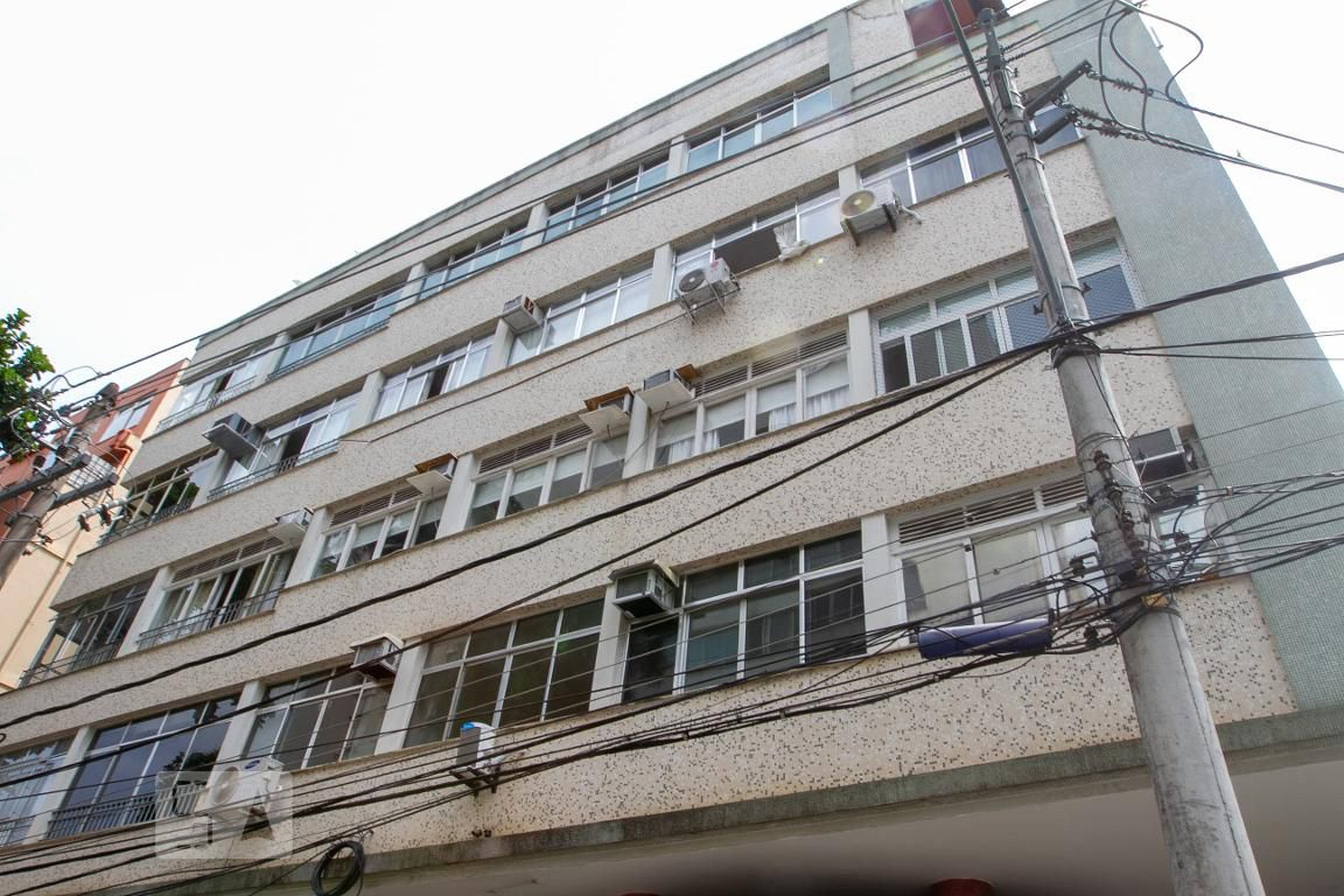 Fachada do Prédio Condomínio em Rua Timóteo da Costa, 43