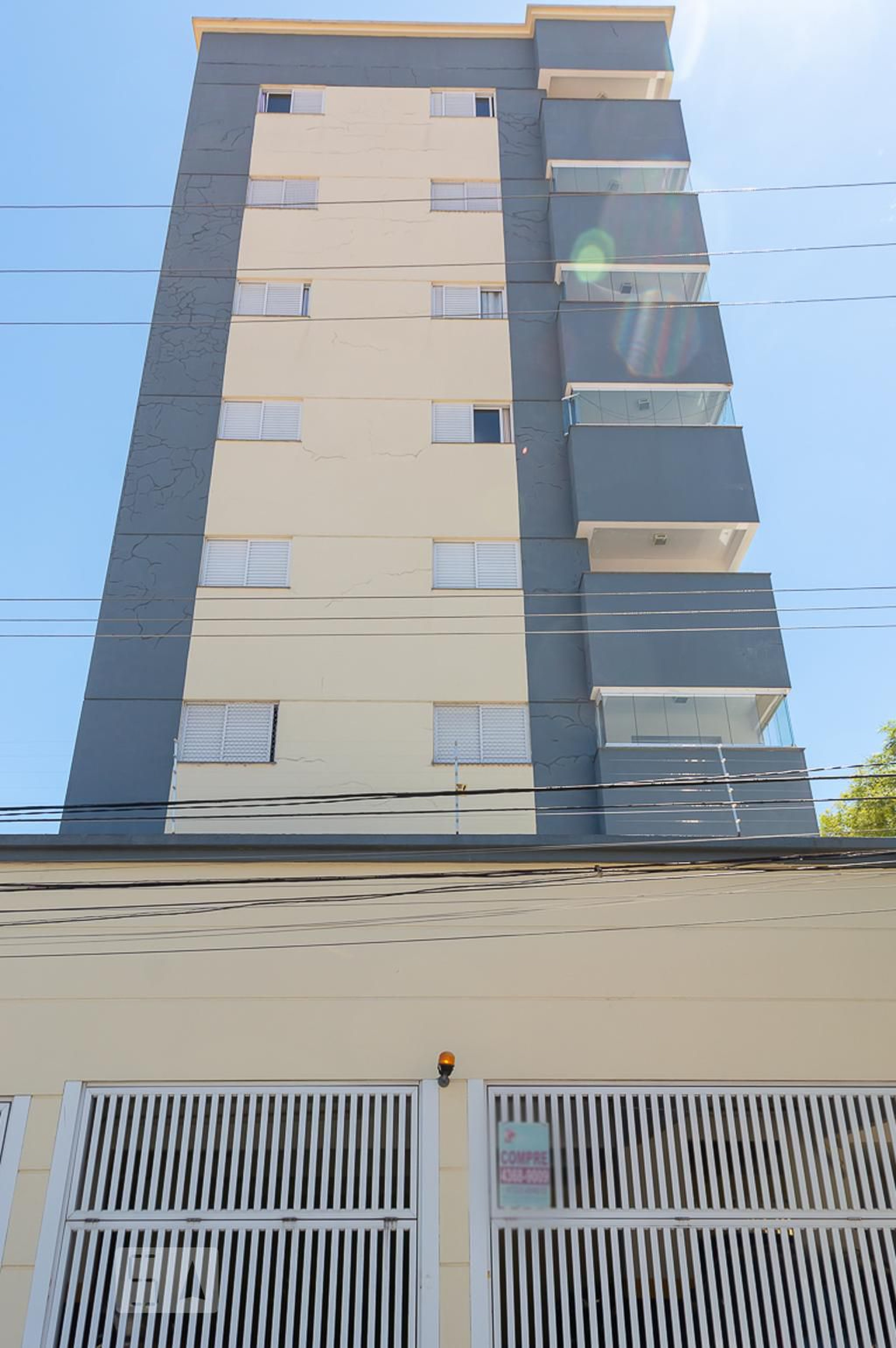 Fachada do Prédio Condomínio em Rua Rio Feio, 392