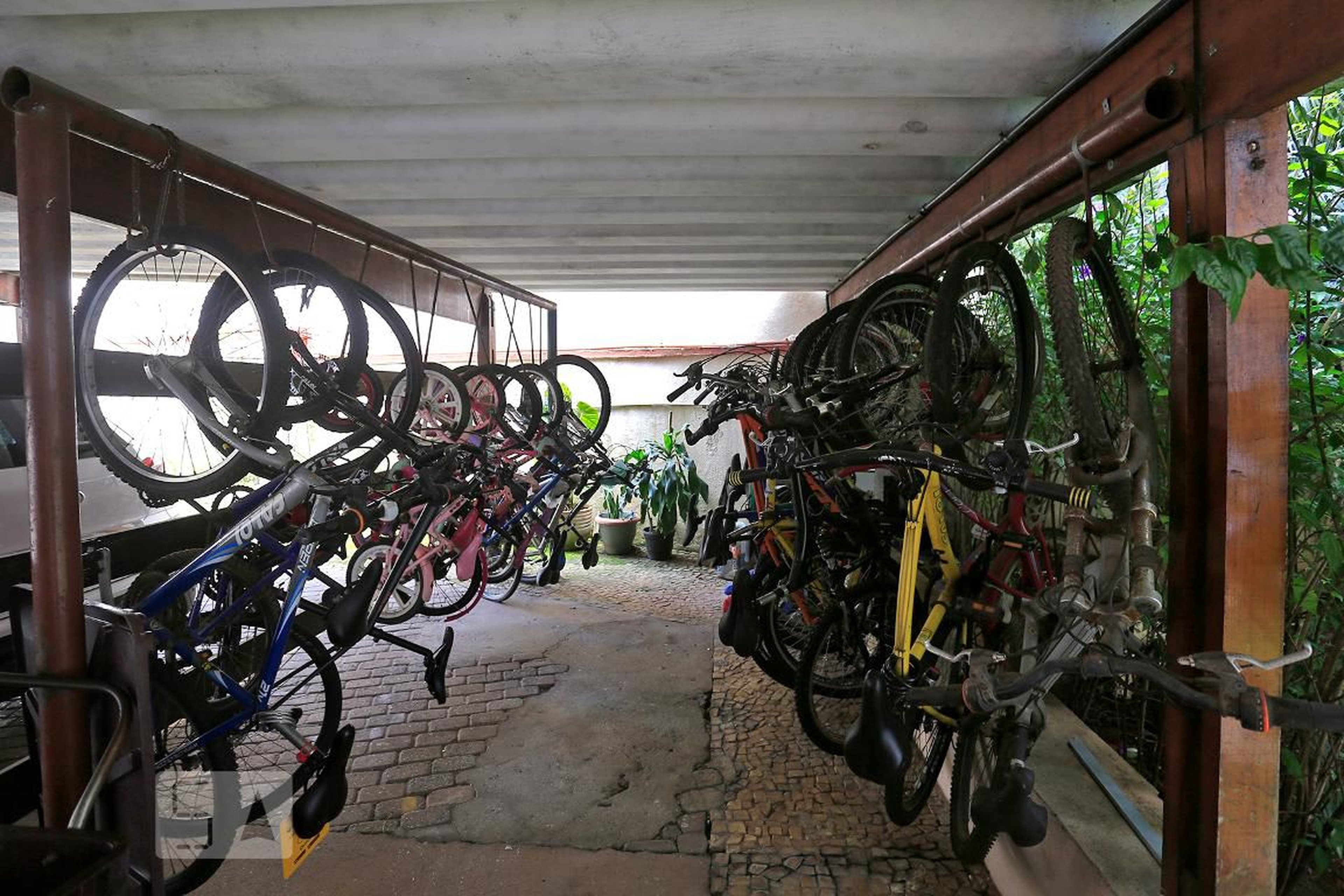 Bicicletário - Edifício Lyon