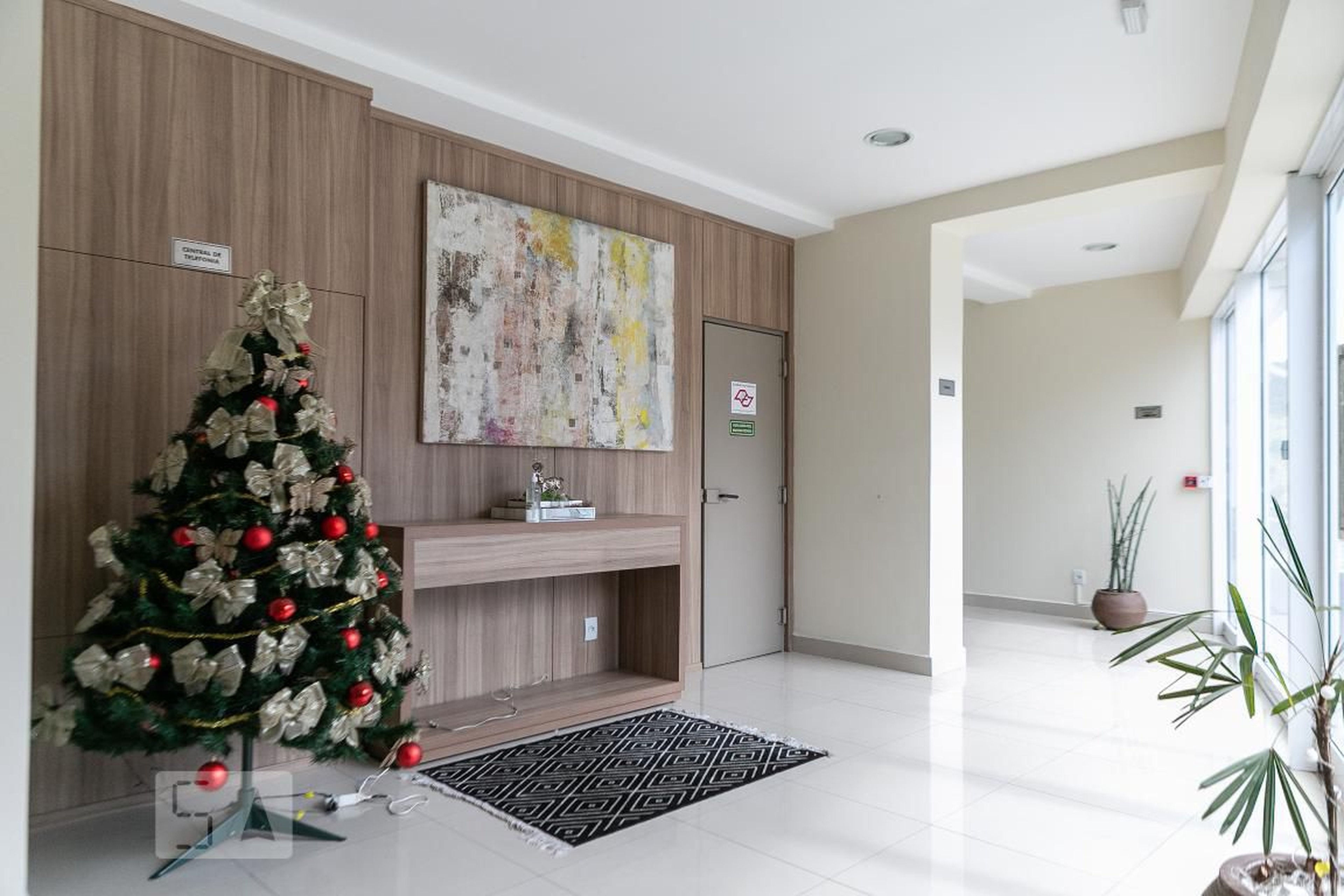 Hall de entrada - ED: Patio 21