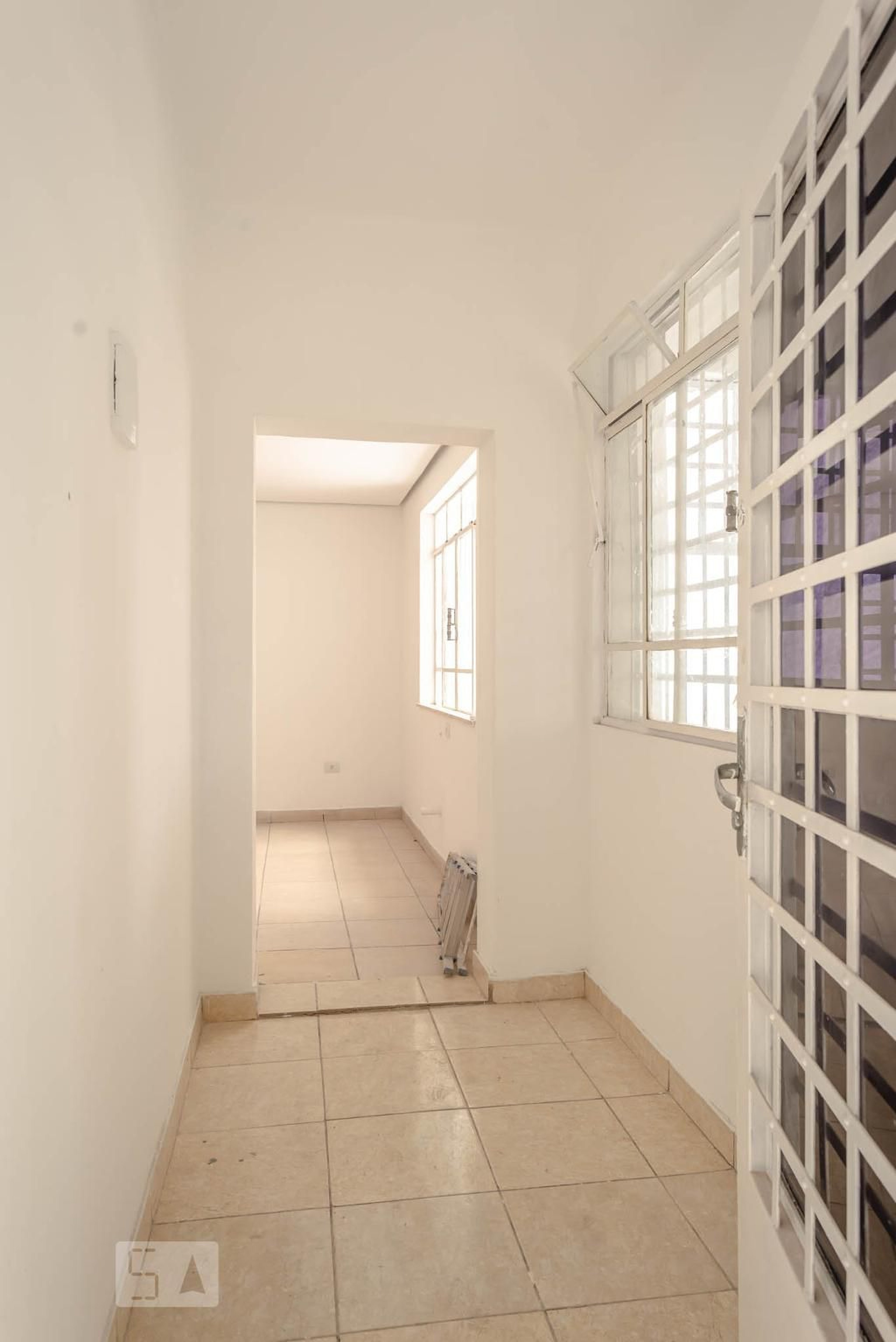 Hall de Entrada Condomínio em Rua Ilansa, 60