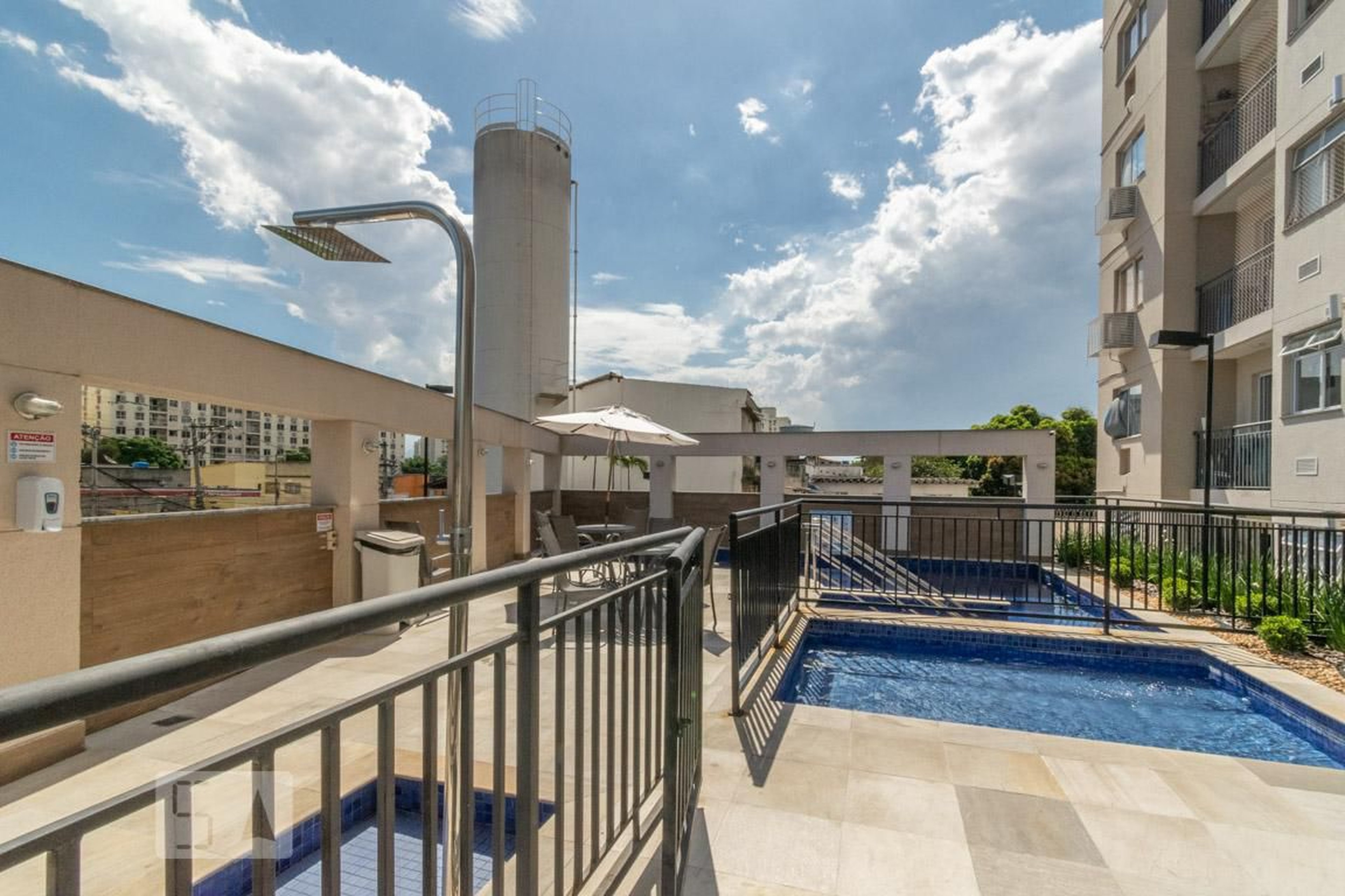 PISCINA - Mérito Barreto