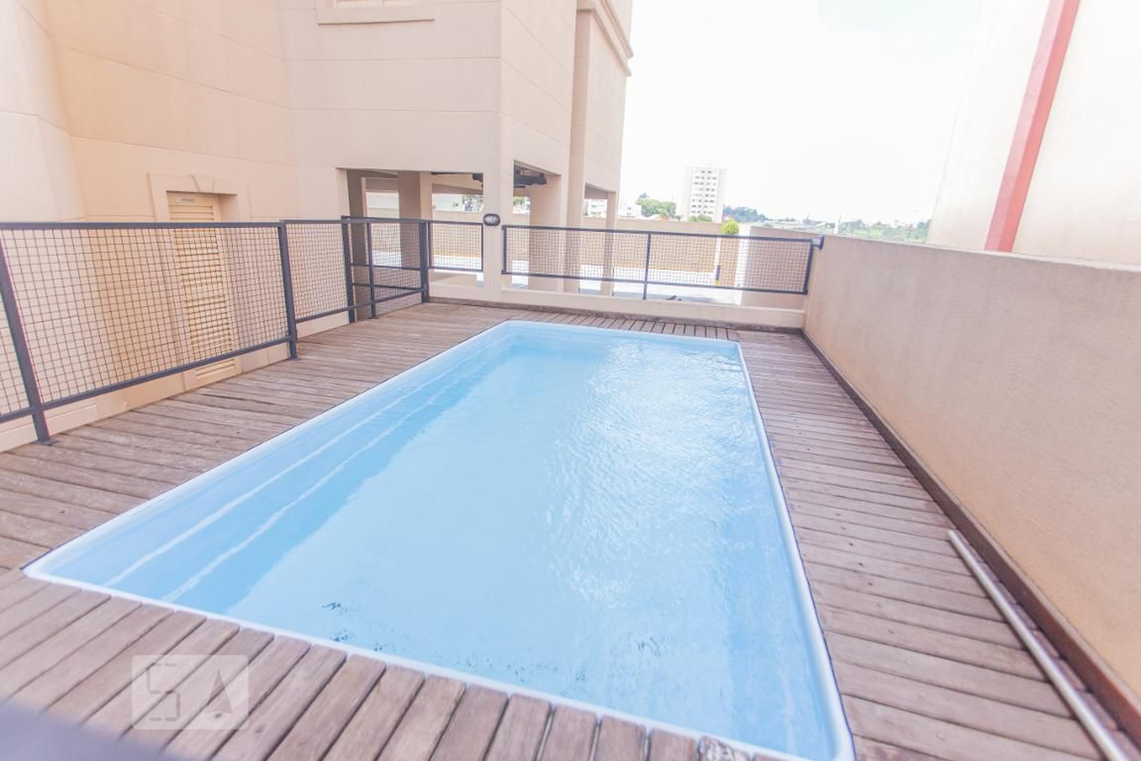 Piscina - L Óbelisque