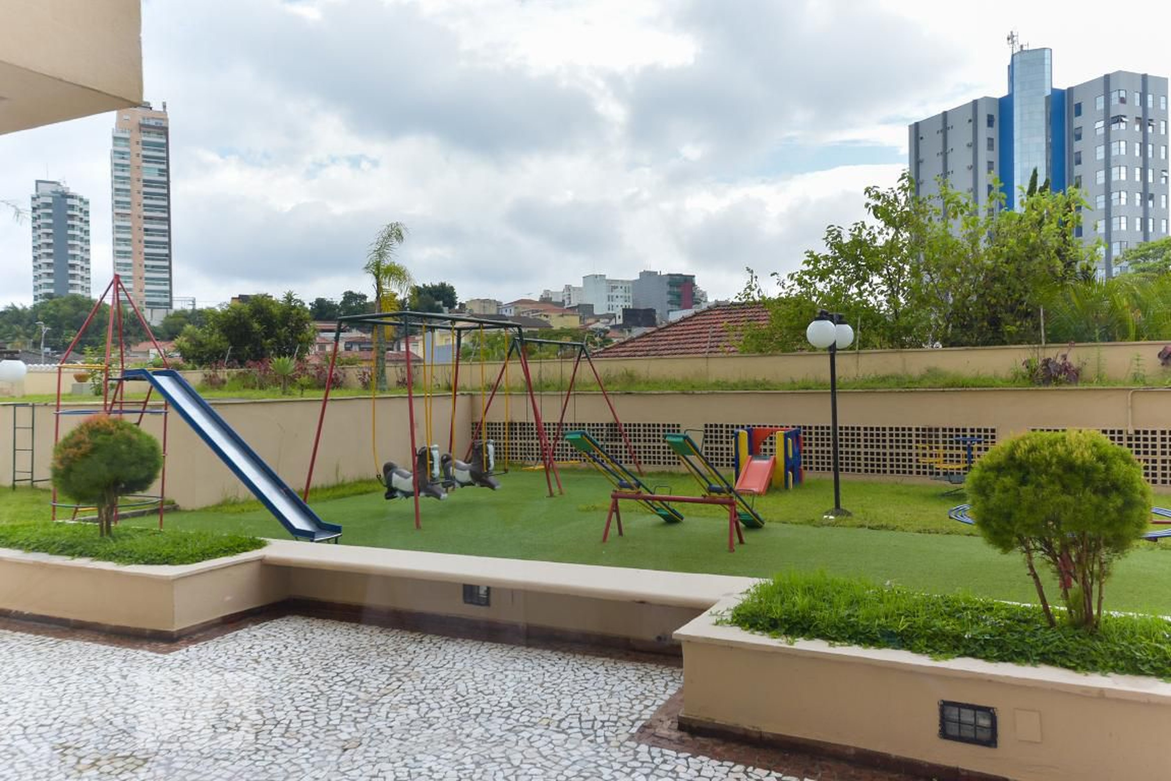 Playground - Cap. D' Antibes