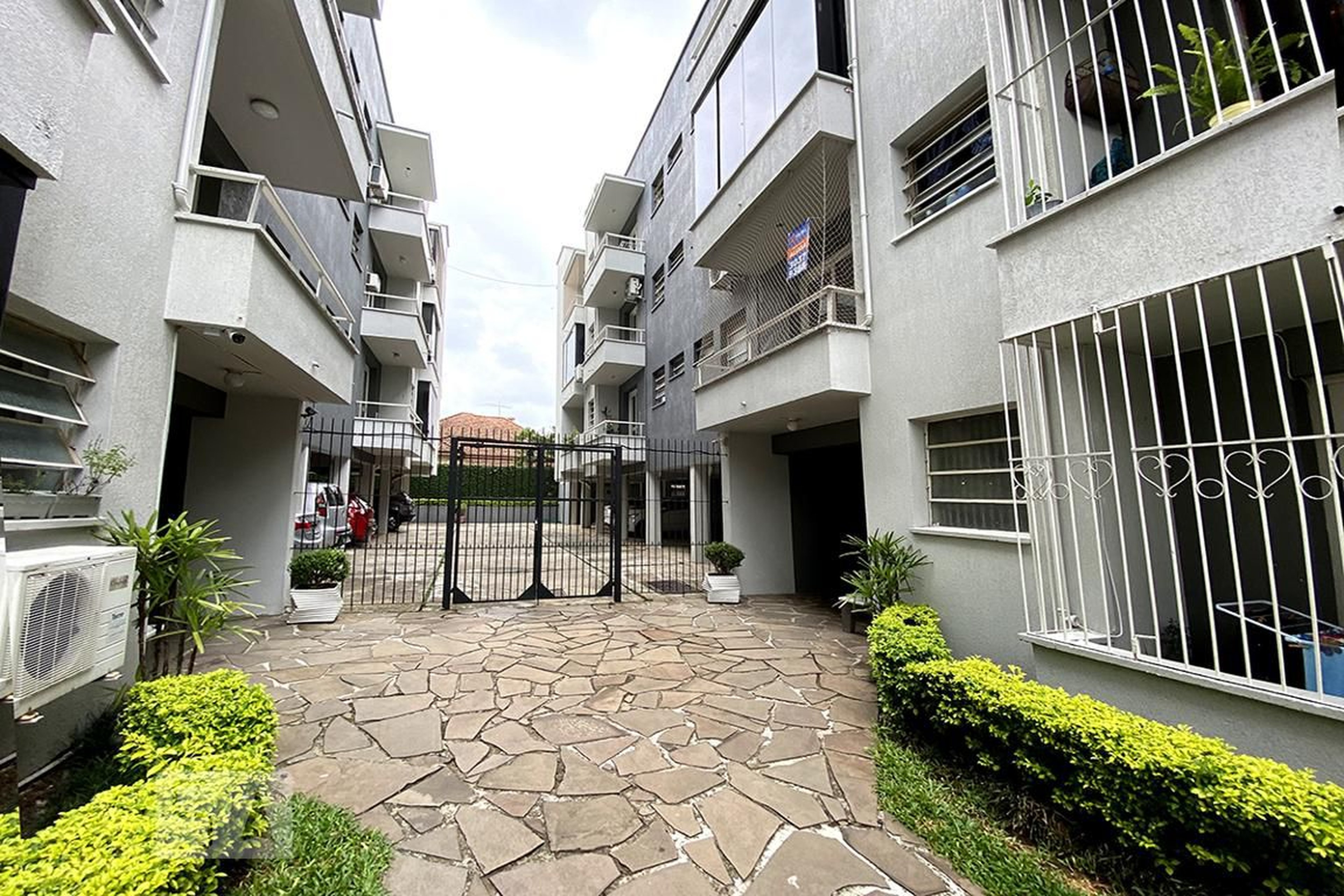 Condomínio - Jardim Juliana