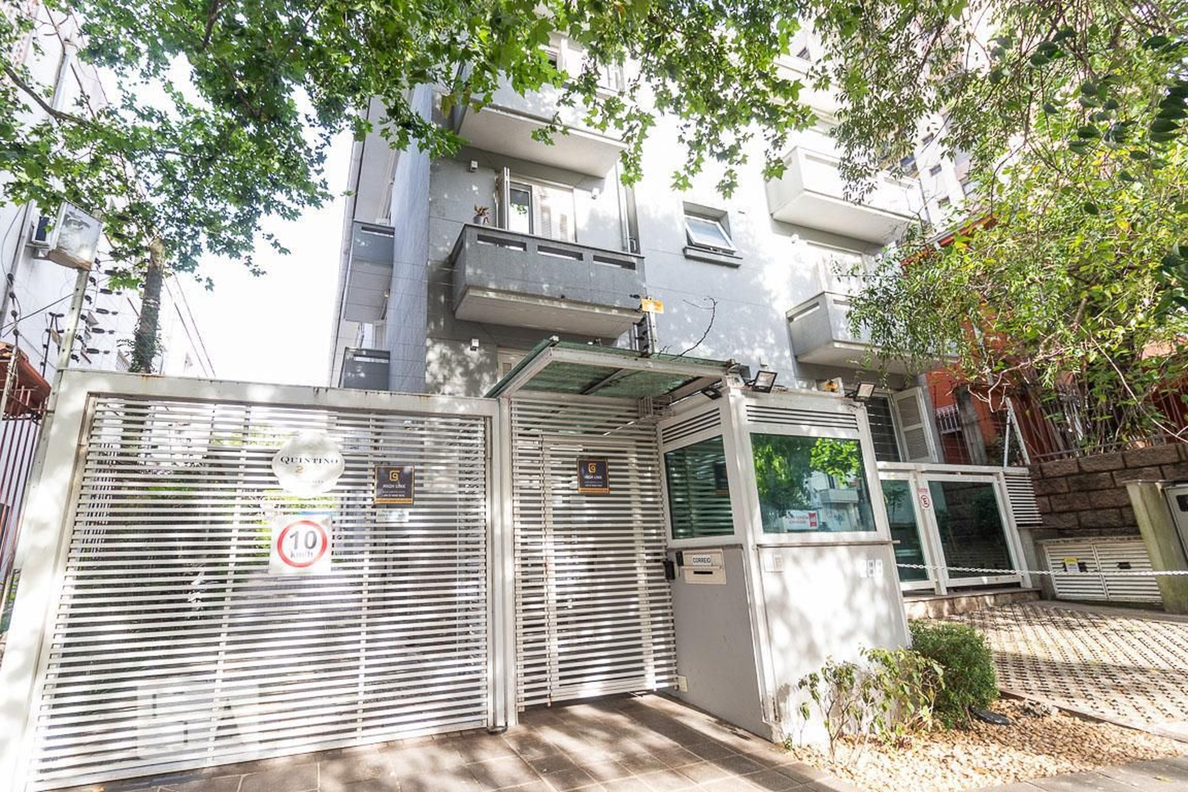 Fachada Condomínio Quintino Residência