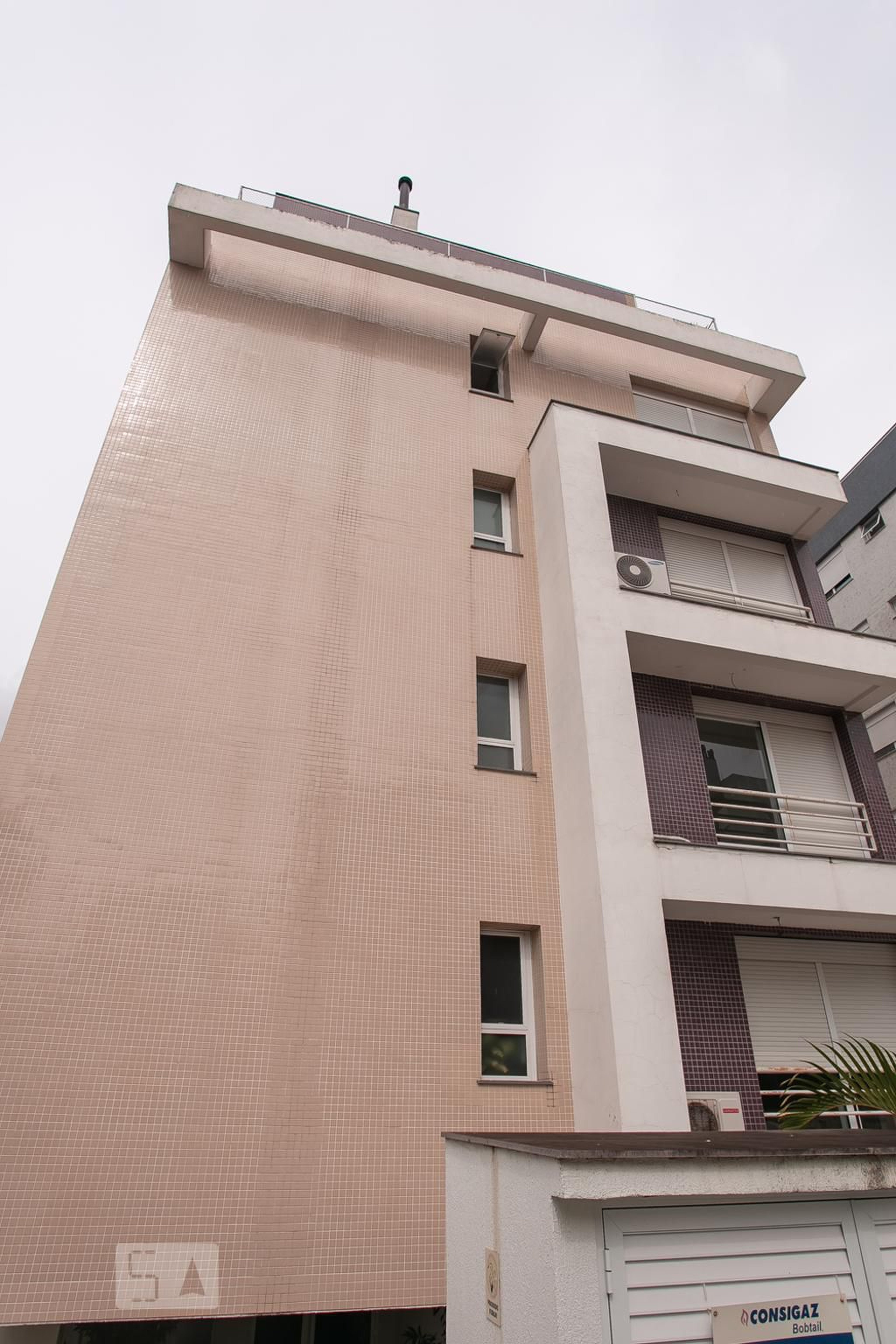 Fachada Condomínio Seven