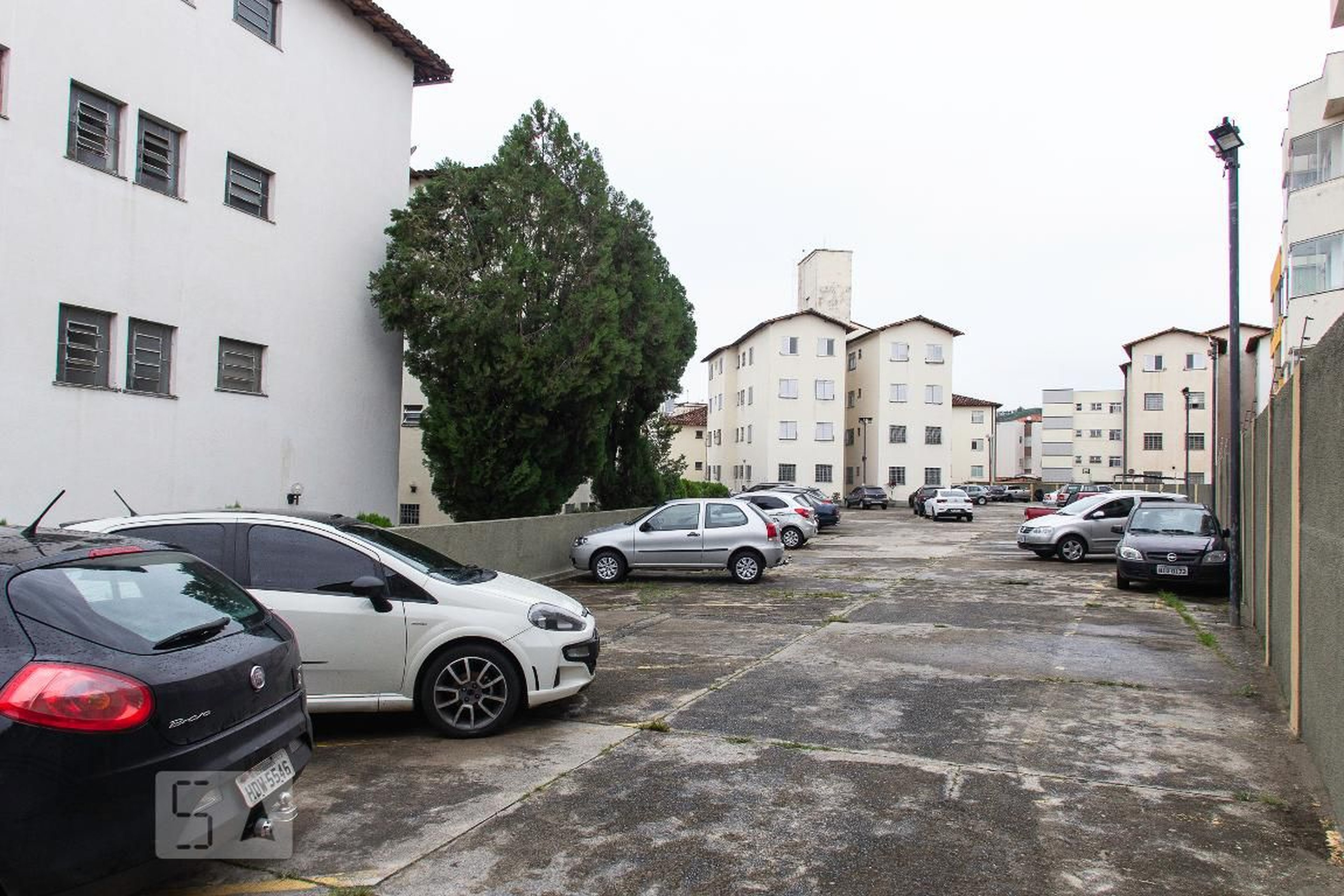 Estacionamento - Rua Paulo Piedade Campos, 767