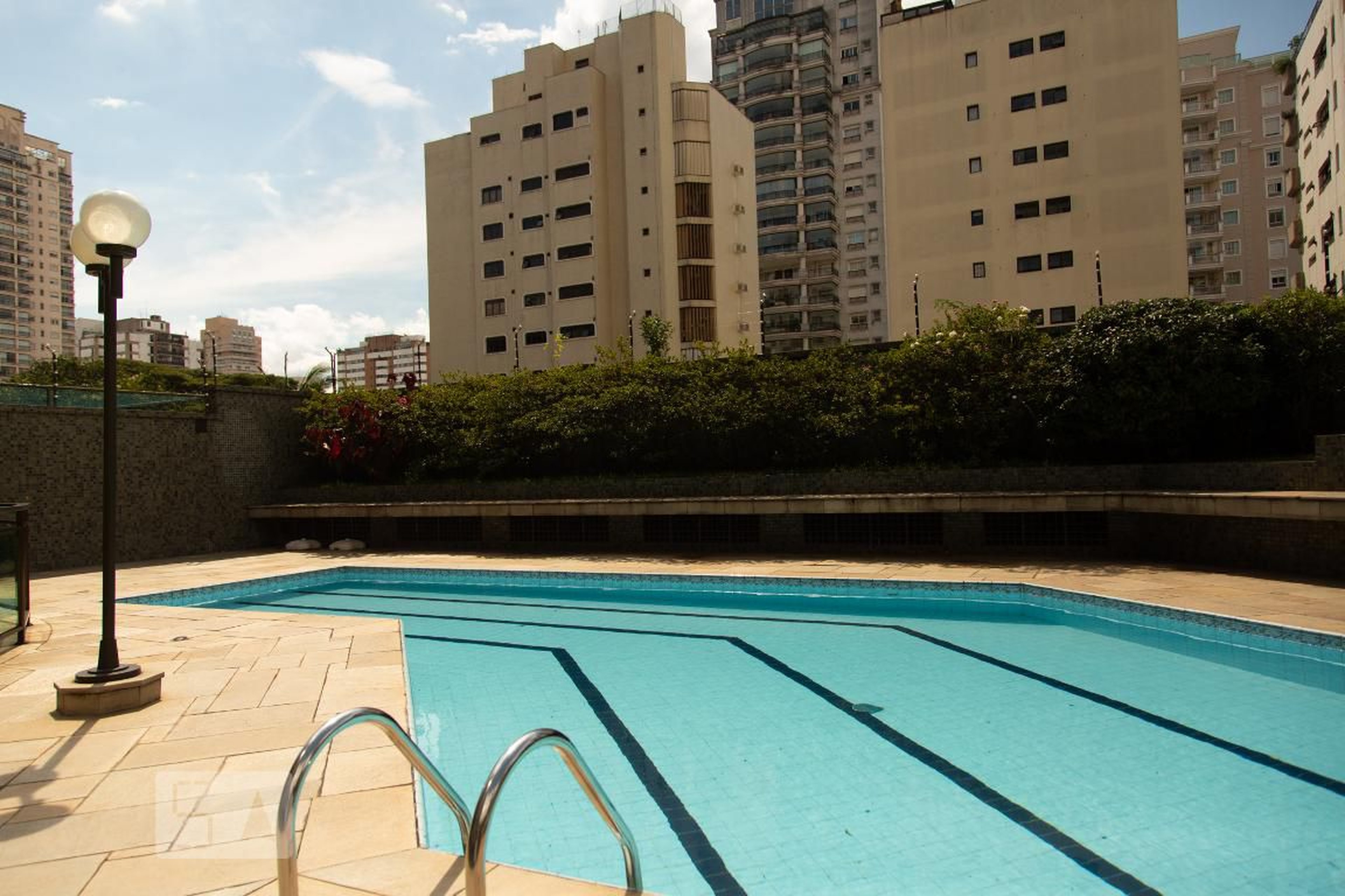 Piscina - Saint Elias