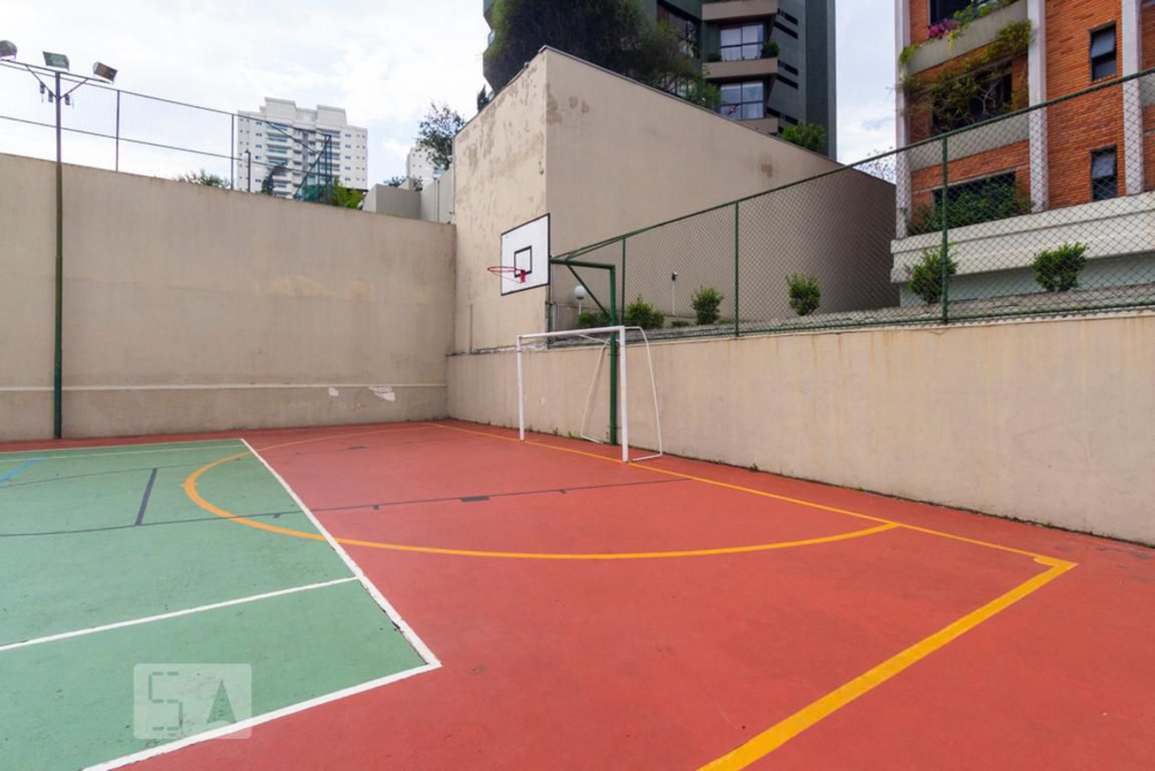 Quadra Esportiva - Le Petit Trianon