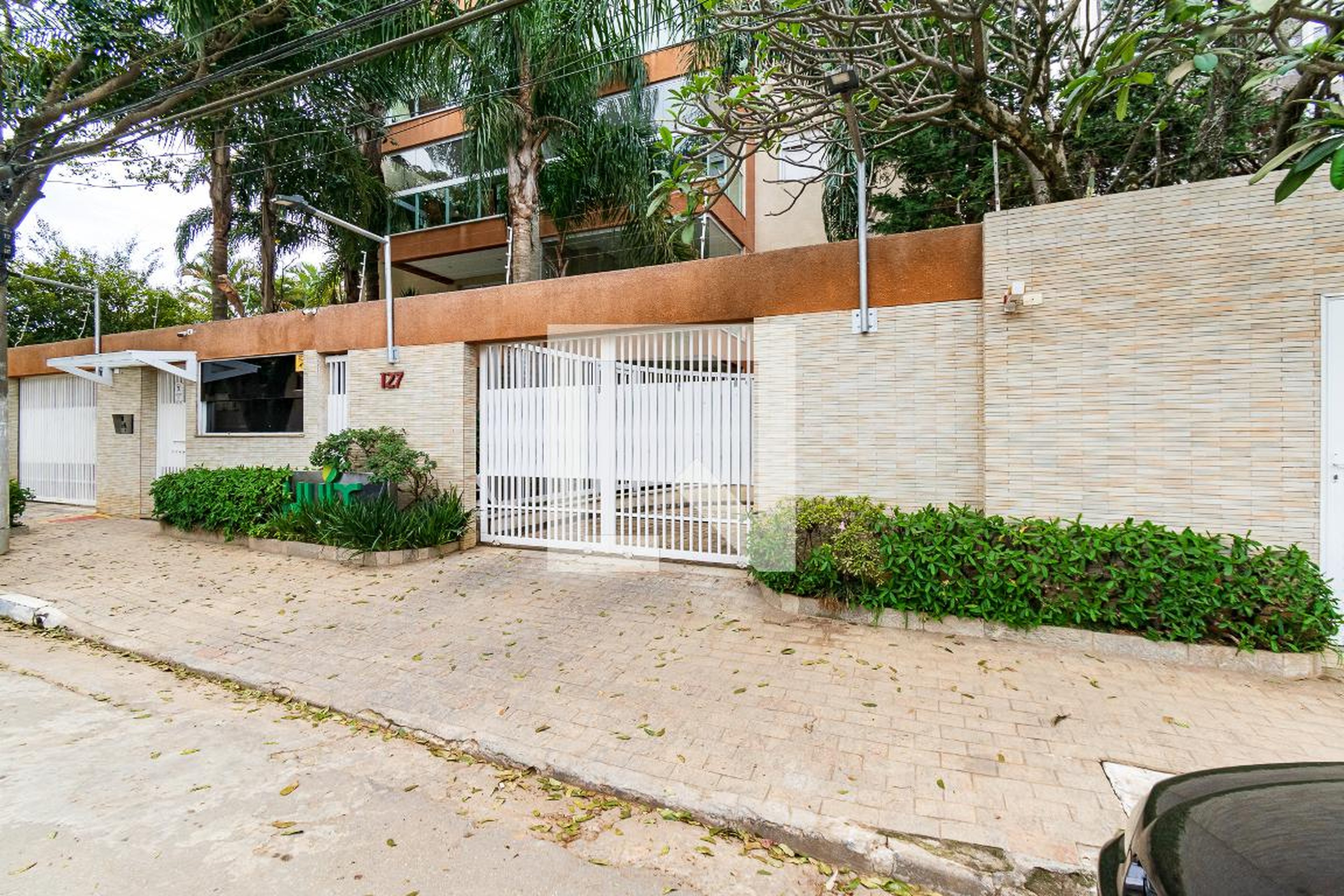 Fachada Condomínio Huit