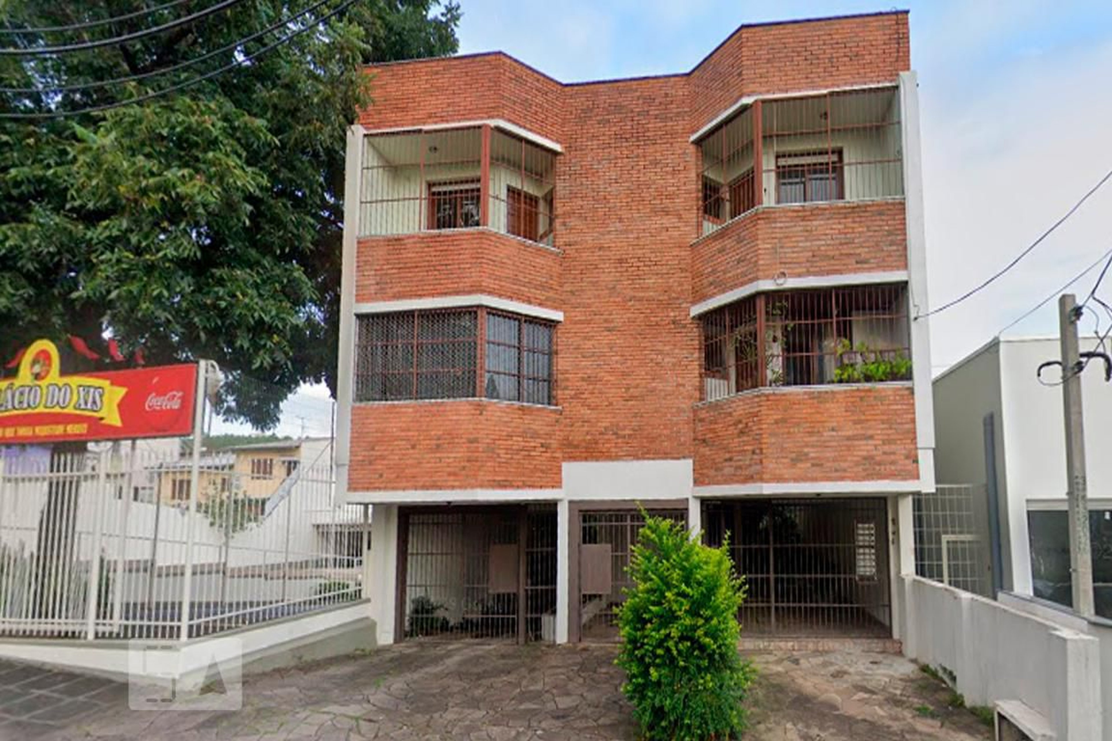 Fachada do Condomínio Condomínio Morada do Bosque