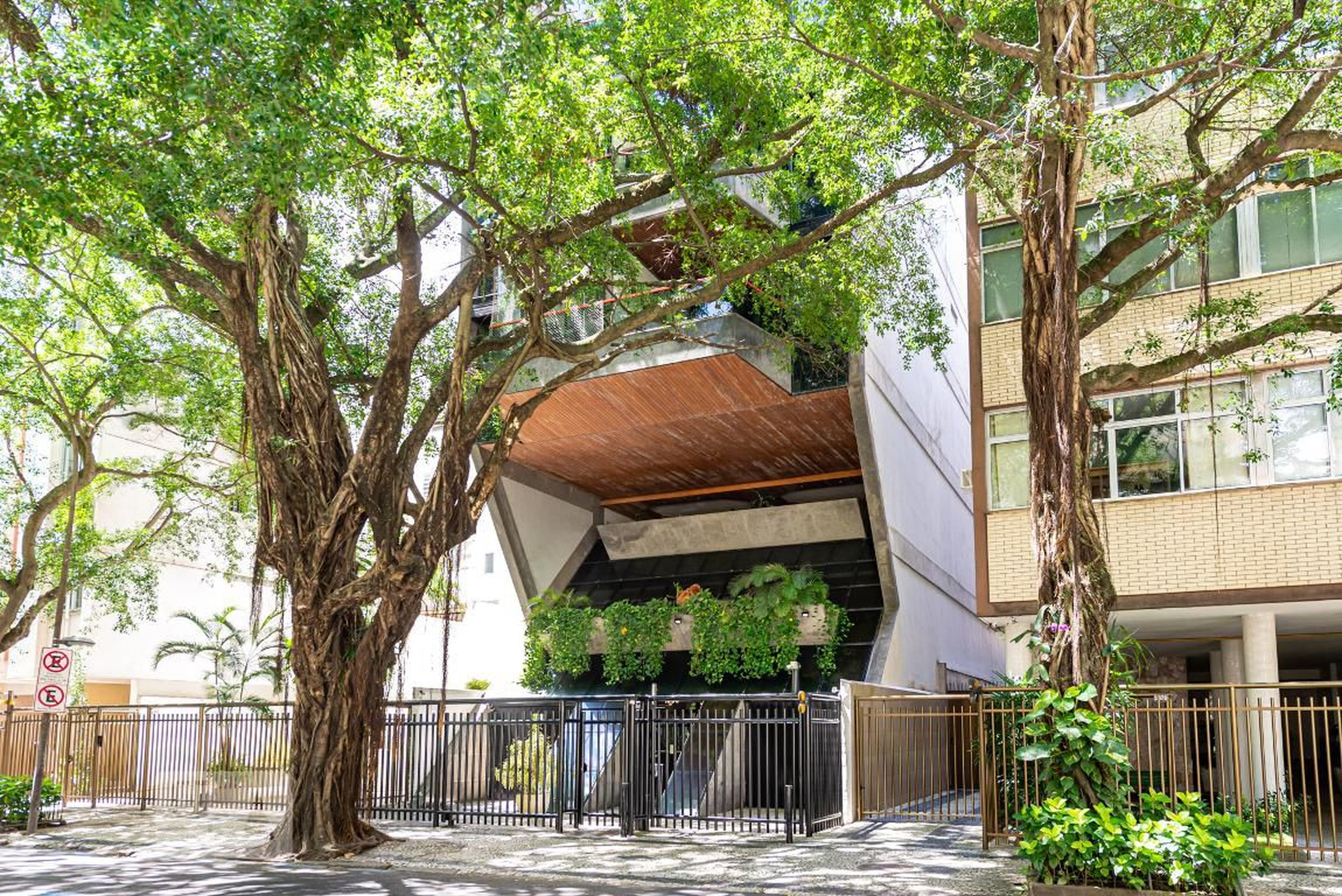 Fachada Condomínio Porto Seguro