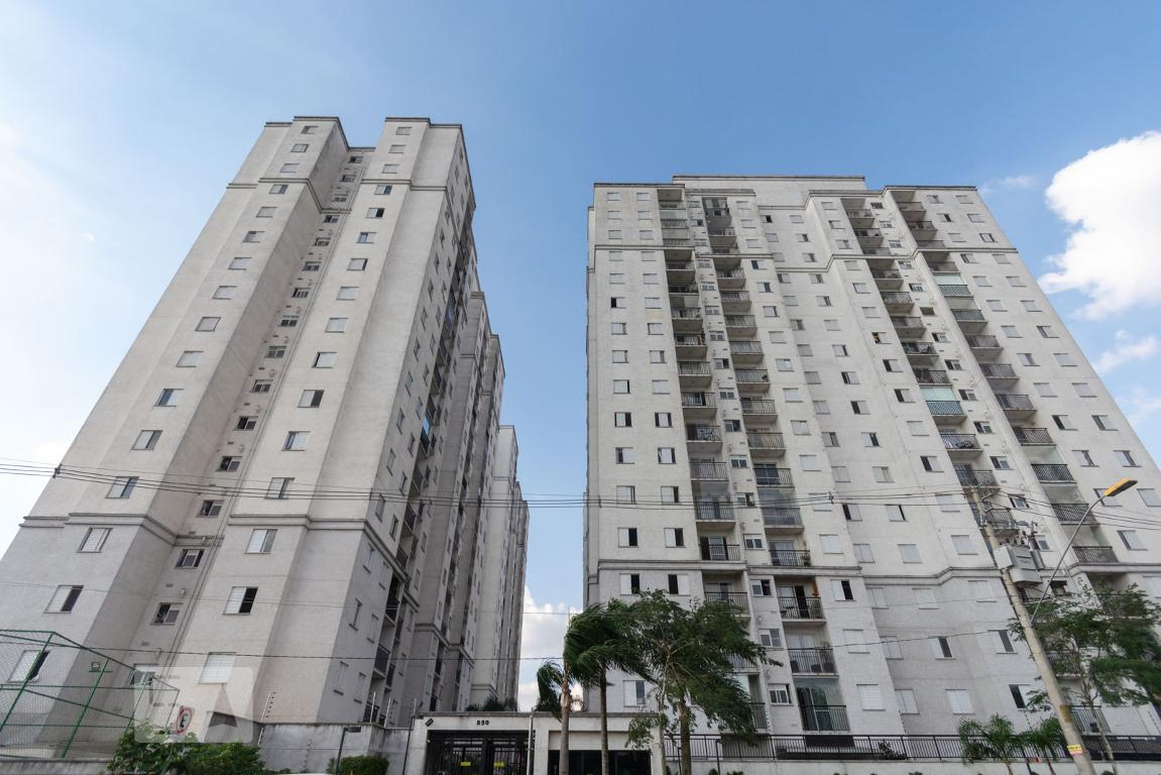 Fachada Condomínio em Avenida Varsóvia, 705