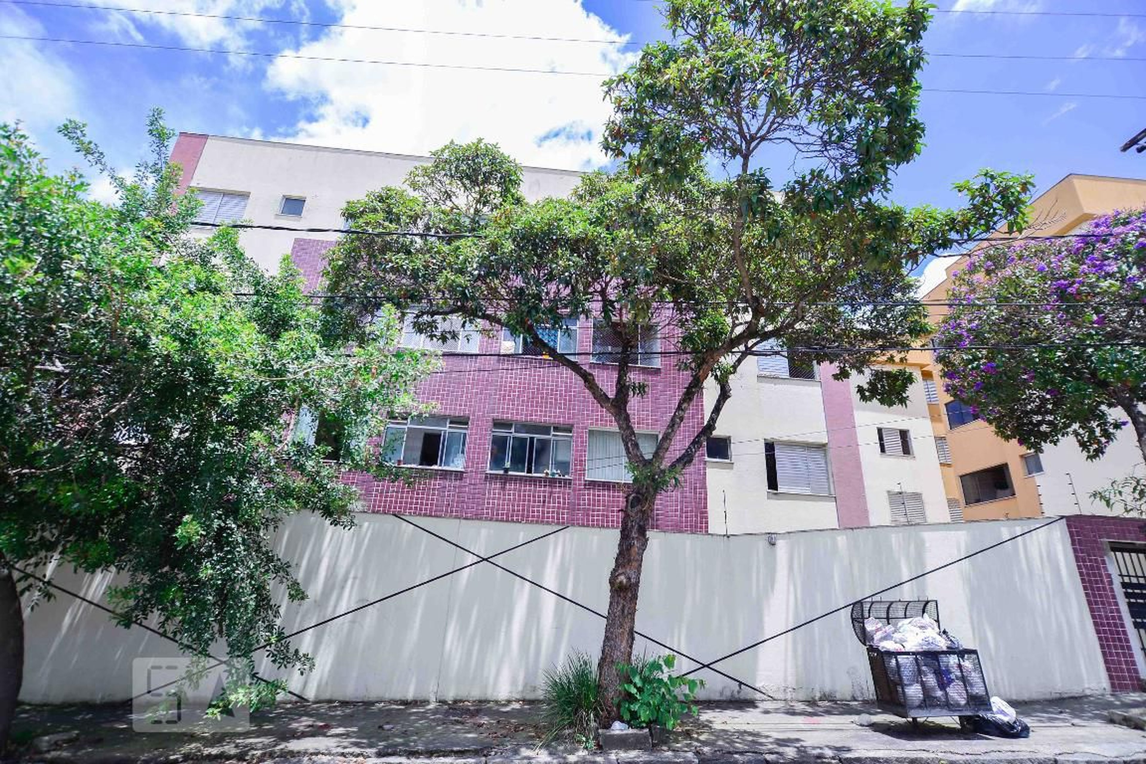 Fachada Edifício Colombarolli