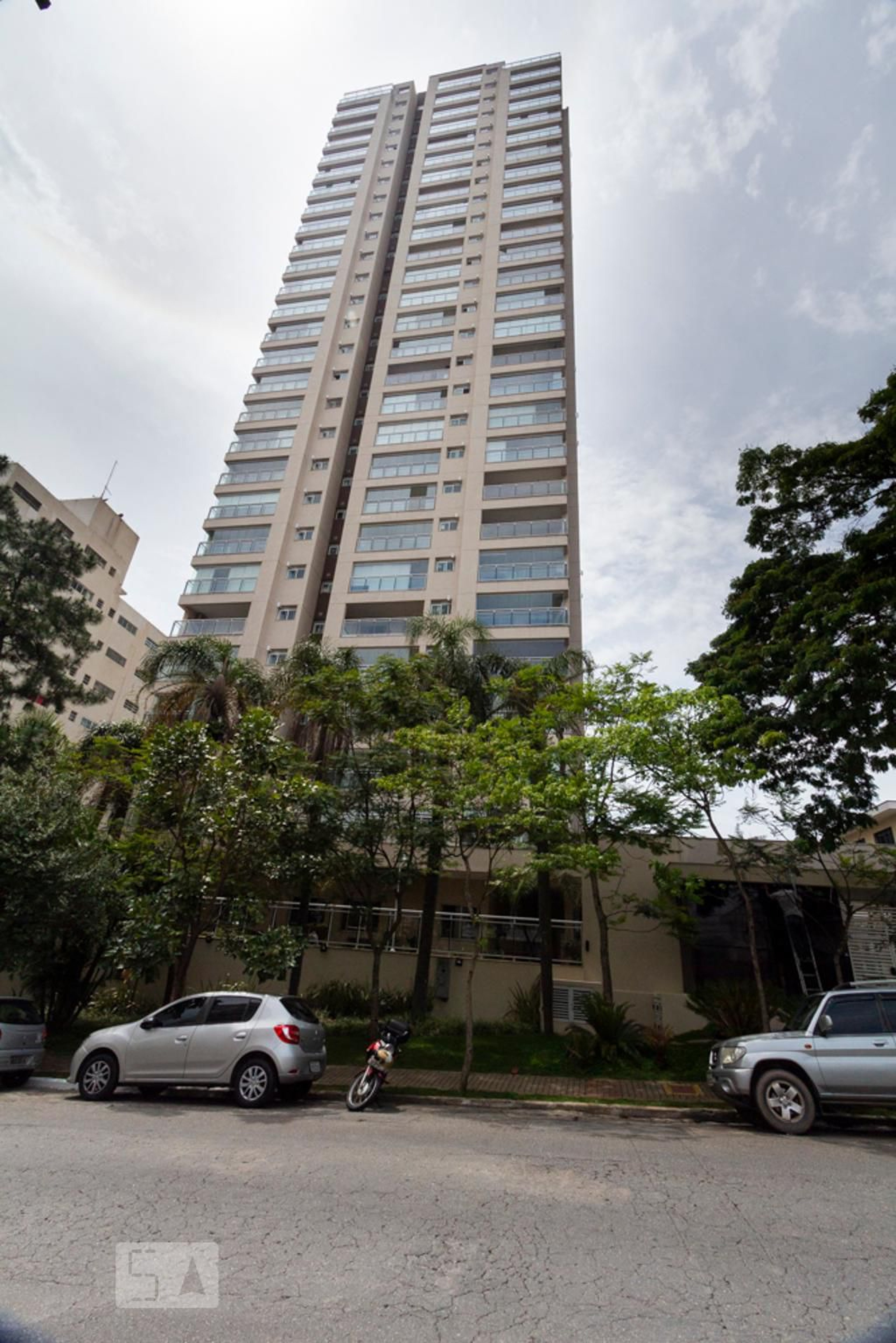 Fachada Condomínio em Rua Lacedemônia, 560