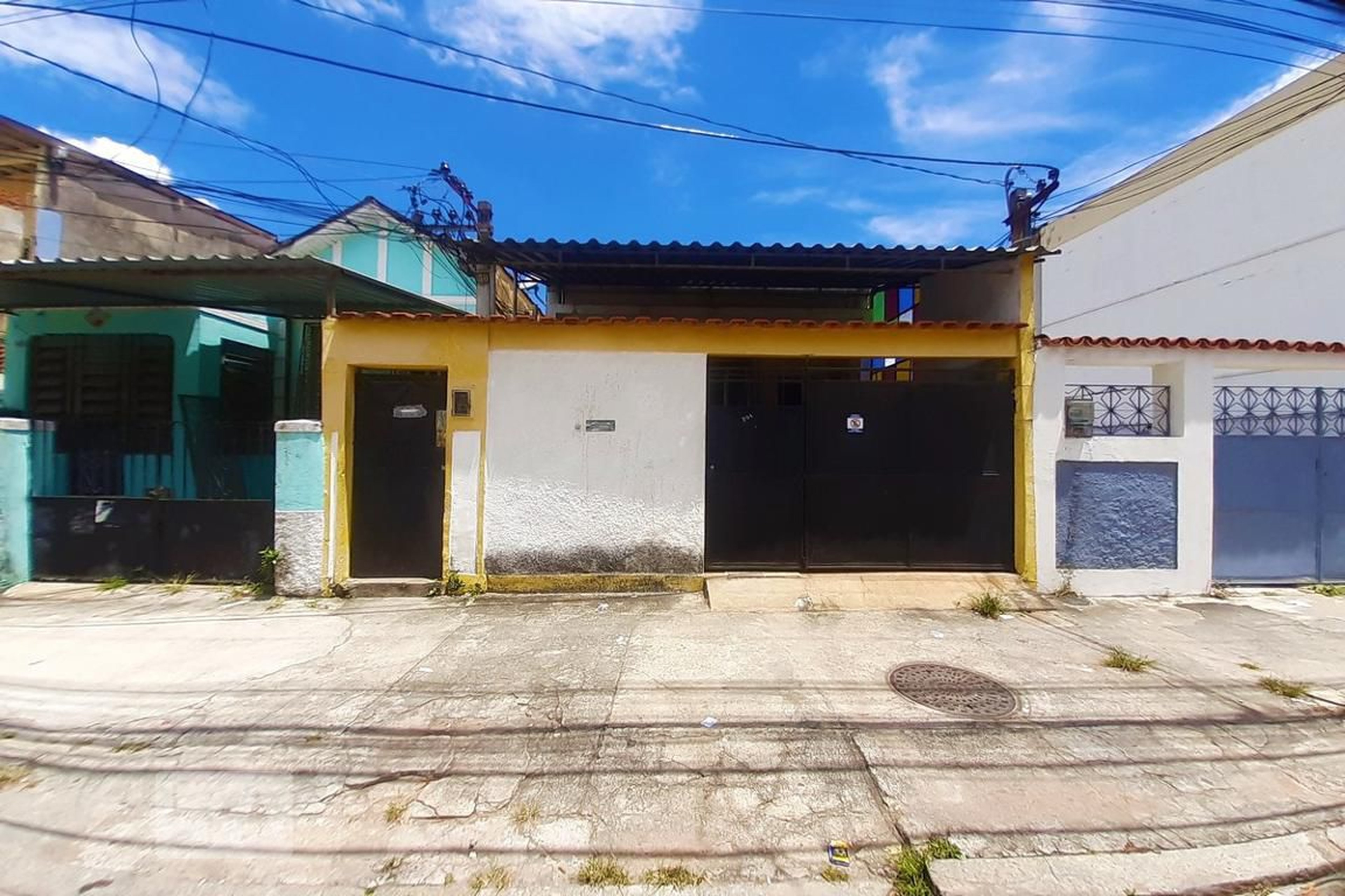 Fachada Condomínio em Rua Casemiro de Abreu, 301