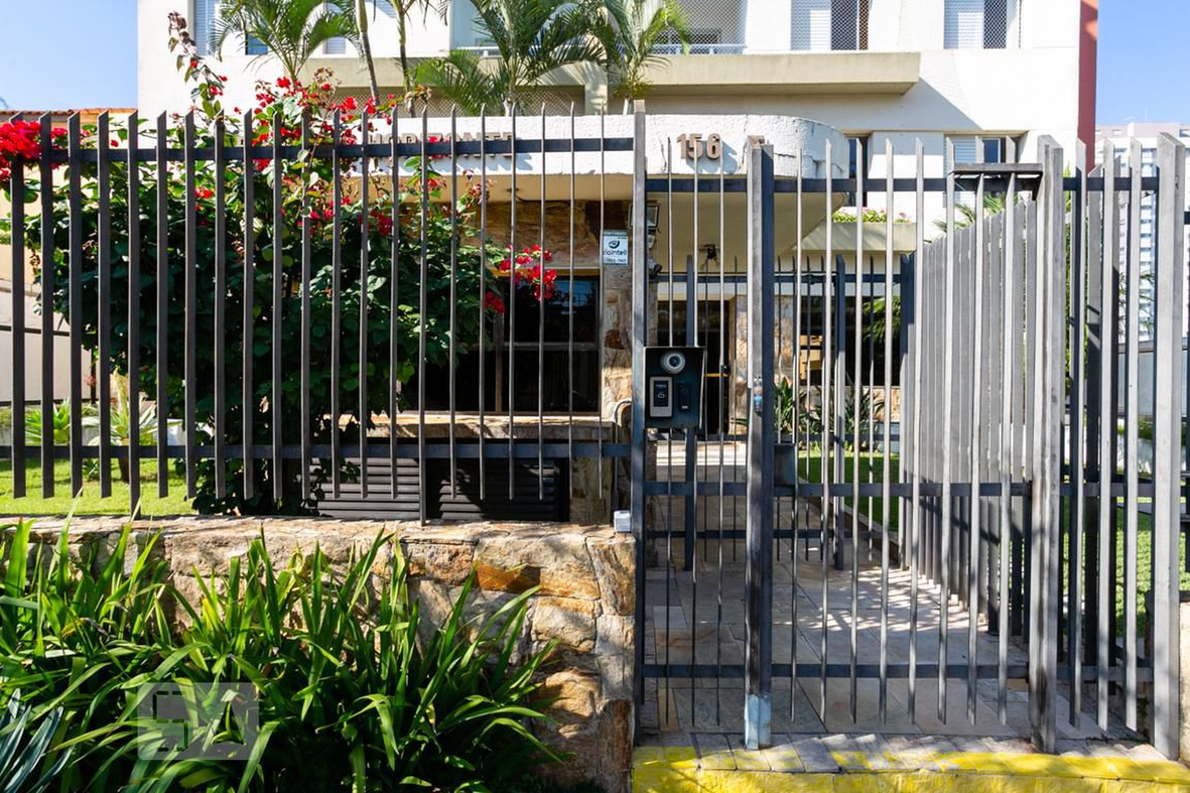 Fachada do condomínio Condomínio em Avenida Álvaro Machado Pedrosa, 532