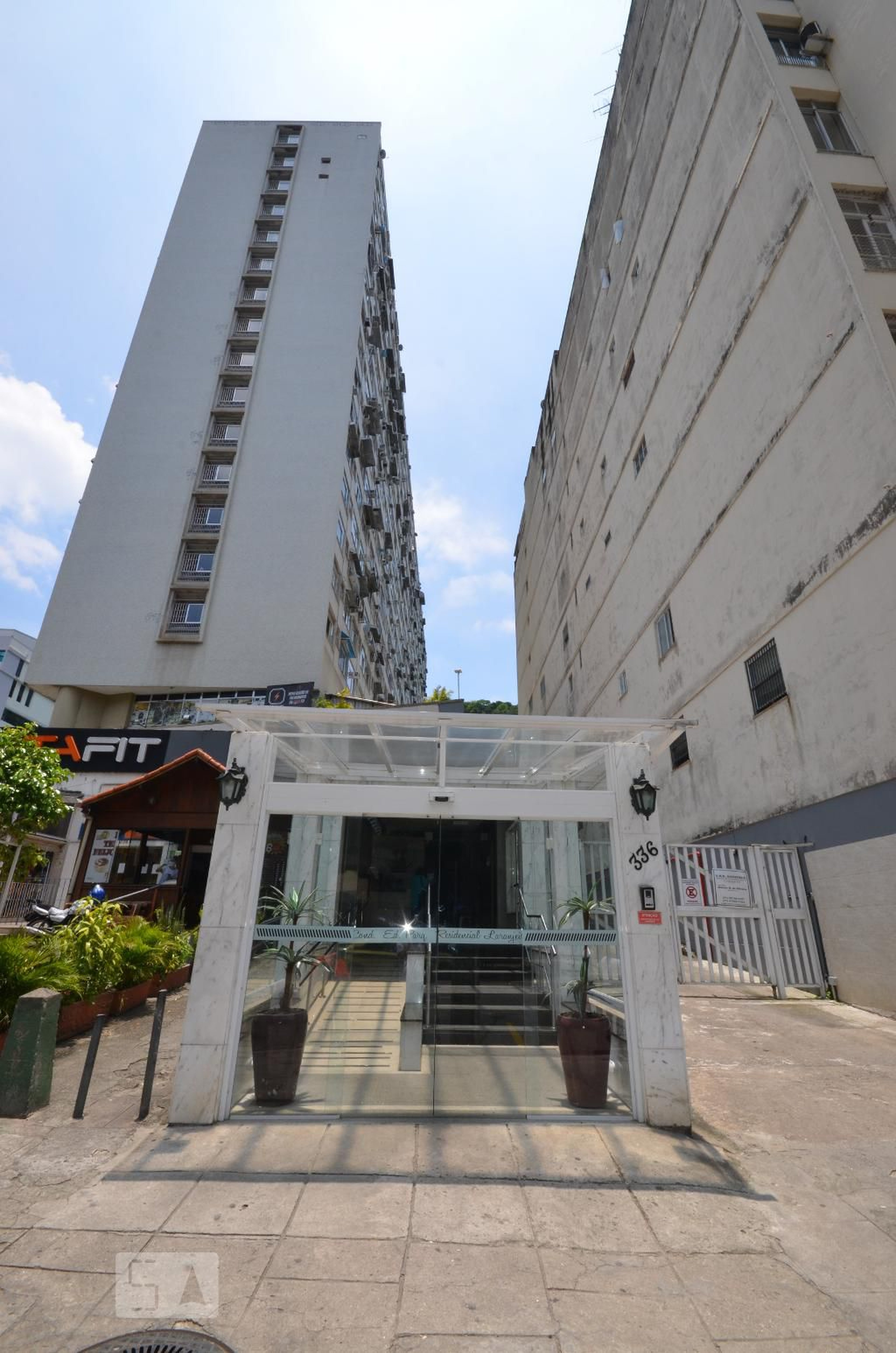 Fachada Edifício Parque Residencial das Laranjeiras