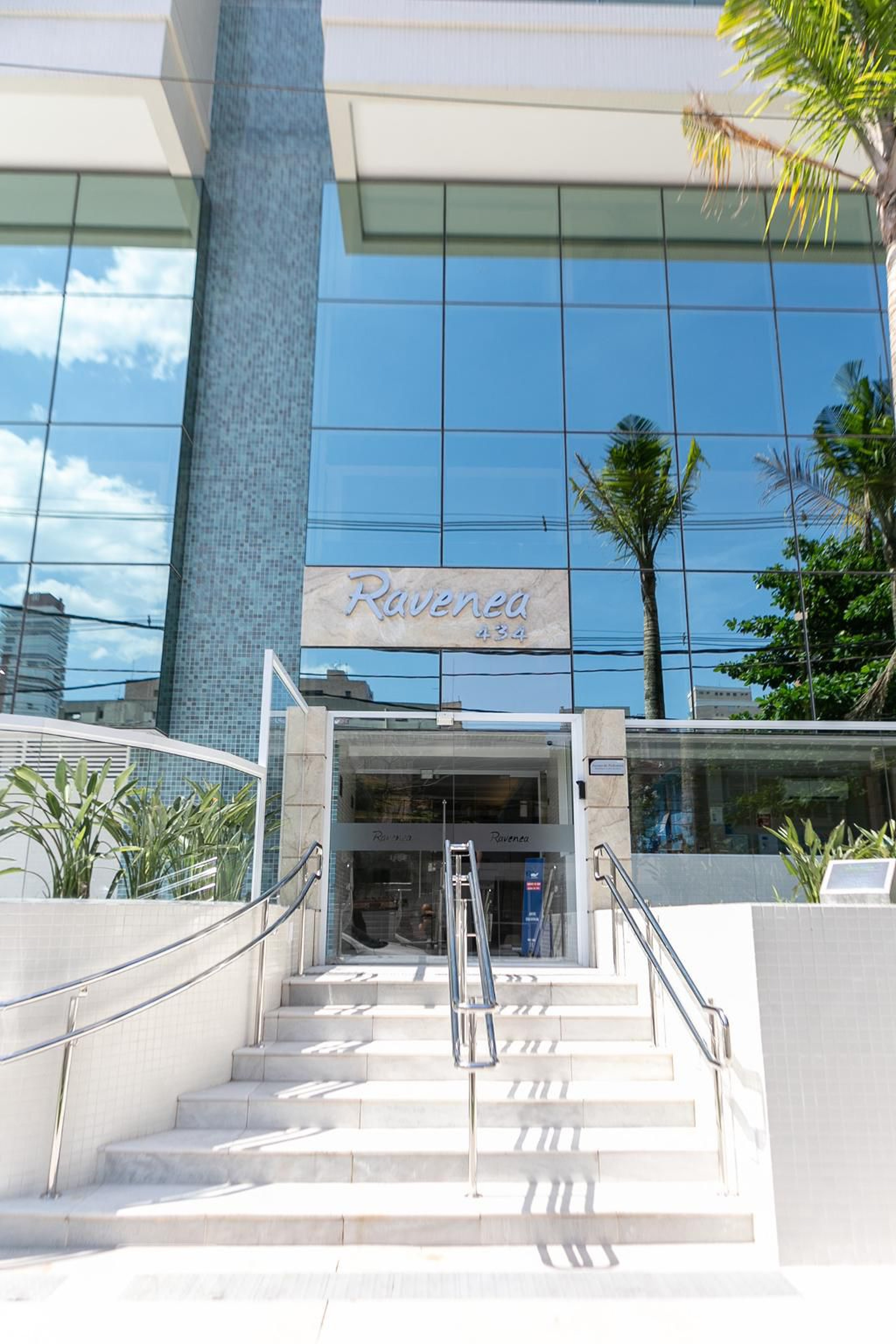 Fachada Condomínio Edifico Revenea